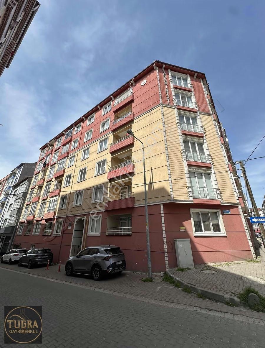 Tuğra'dan Reşadiye Mahallesinde Ara Kat 2+1 Kiralık Daire - Görsel 2