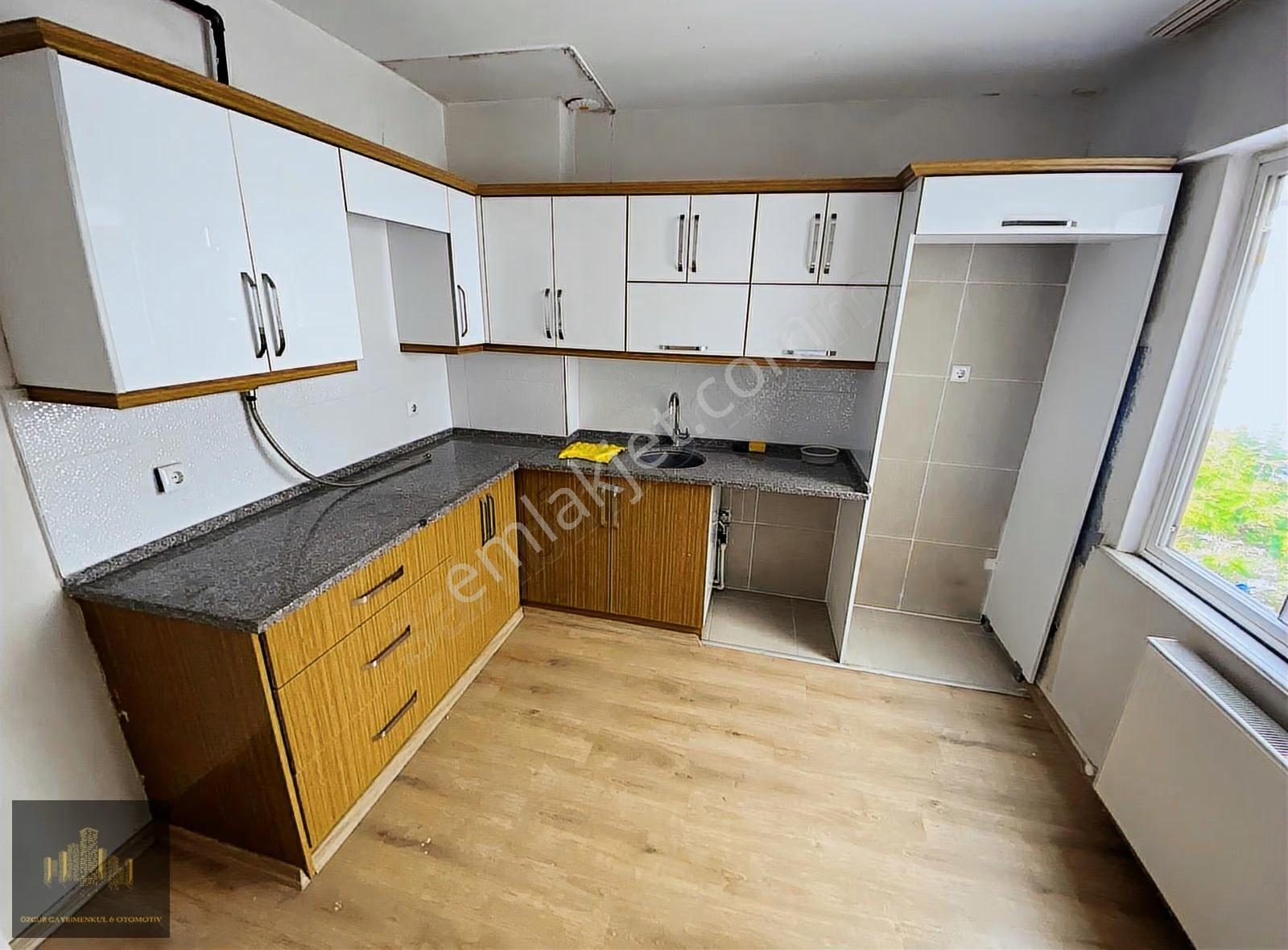 Manisa Akhisar Efemden Hilaliyede 3+1 130 M2 Kiralık Daire!!