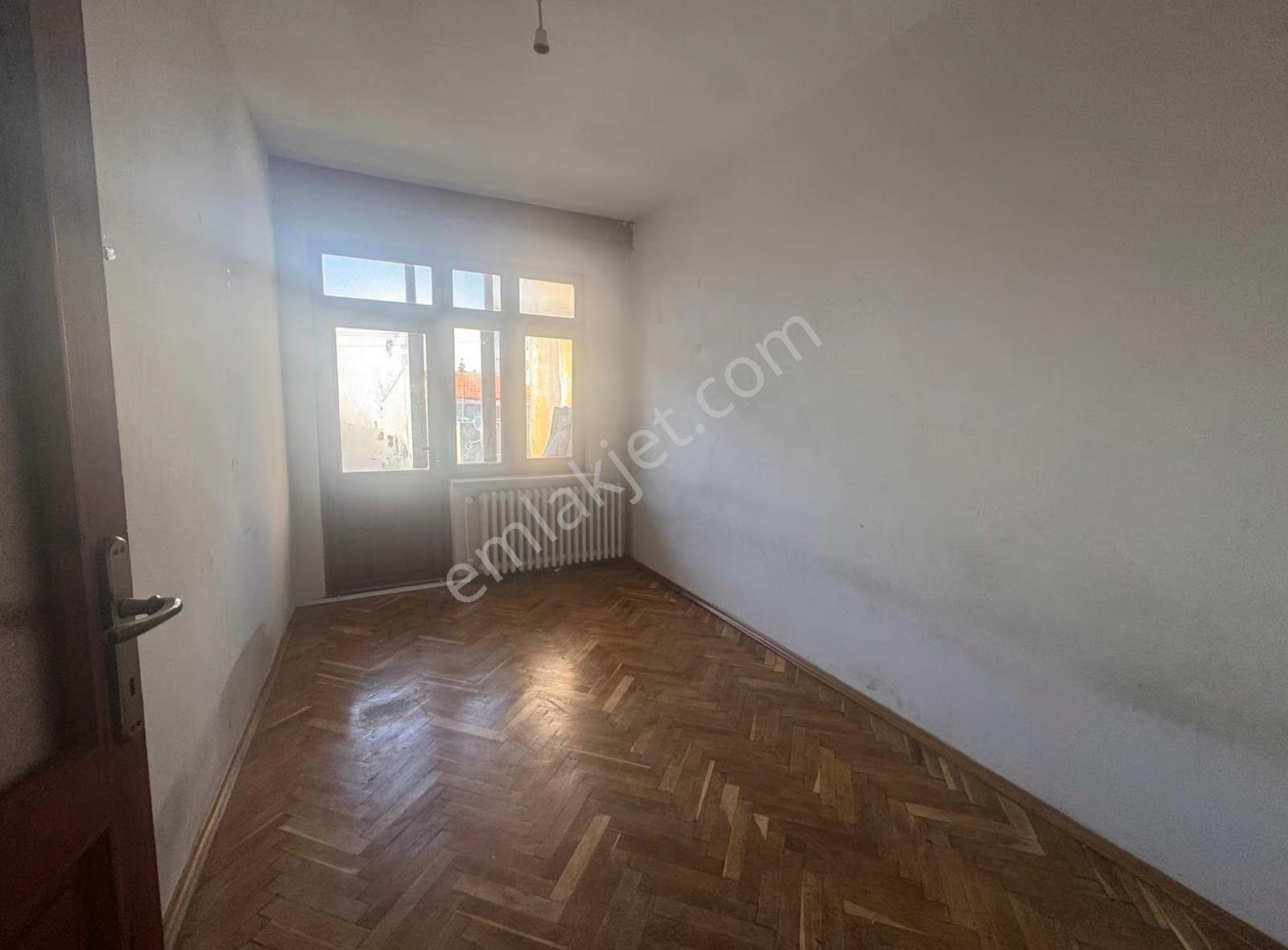 Çarşı Merkezinde Geniş Ferah 3+1 165 M² Şömineli Kiralık Daire - Görsel 12
