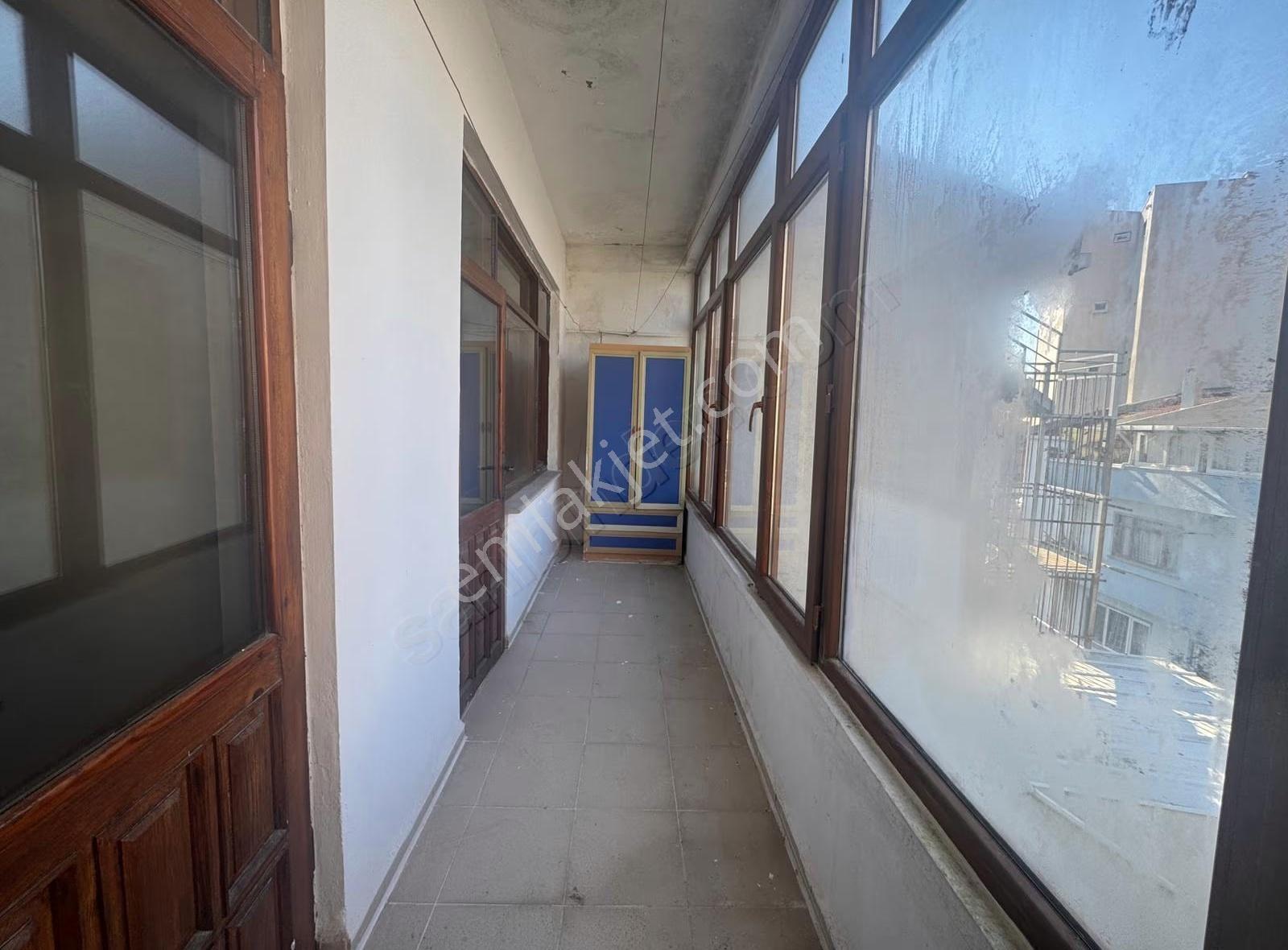 Çarşı Merkezinde Geniş Ferah 3+1 165 M² Şömineli Kiralık Daire - Görsel 7