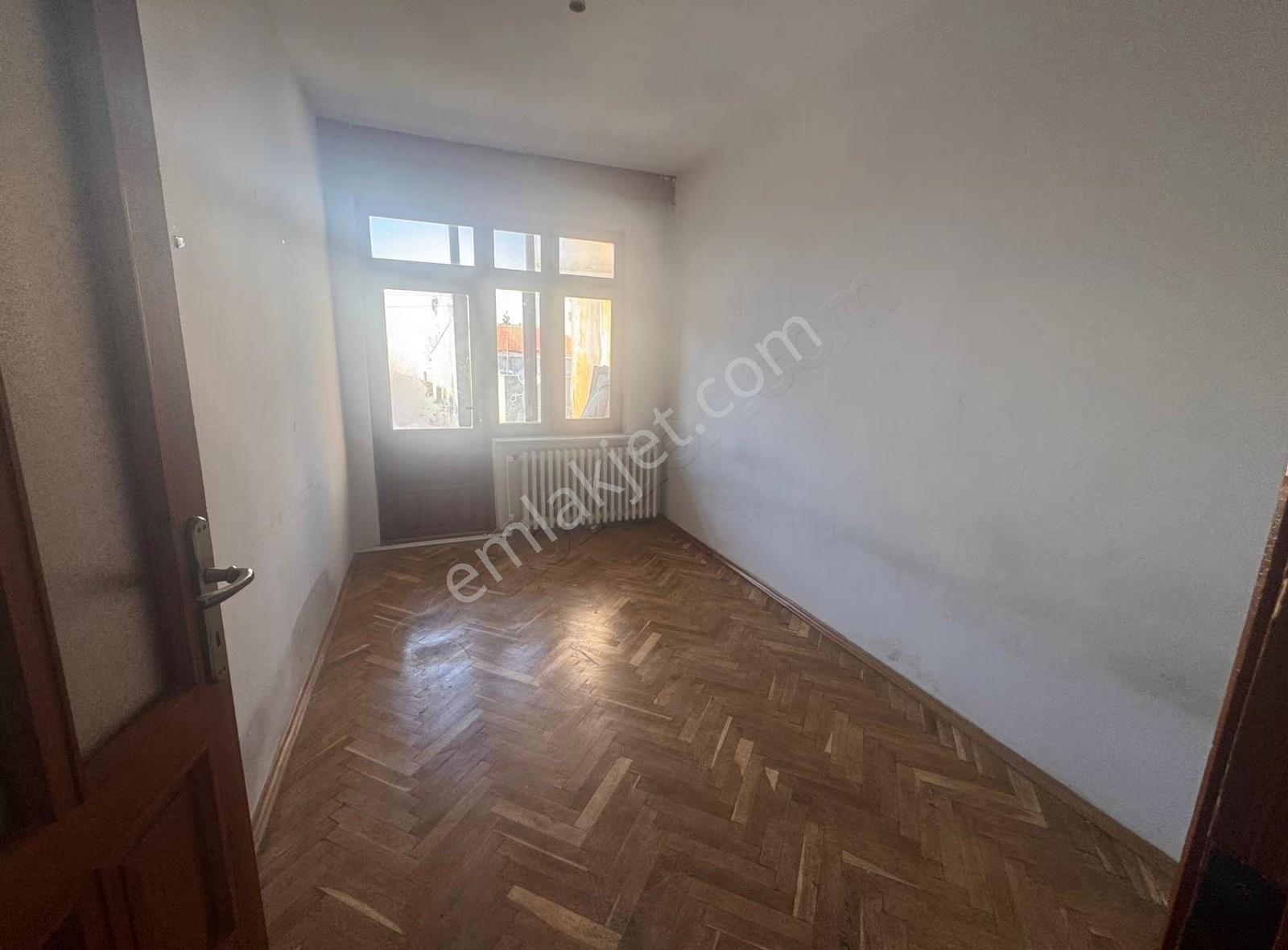 Çarşı Merkezinde Geniş Ferah 3+1 165 M² Şömineli Kiralık Daire - Görsel 14