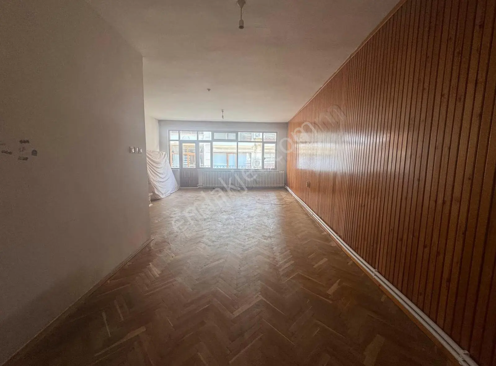 Çarşı Merkezinde Geniş Ferah 3+1 165 M² Şömineli Kiralık Daire - Görsel 4