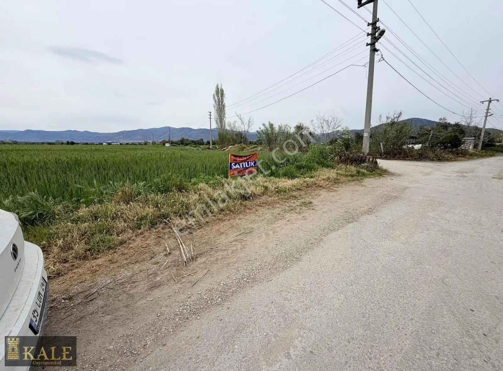 Kale'den Yakacık Ana Yola Yakını Kupon Arazi - Görsel 4