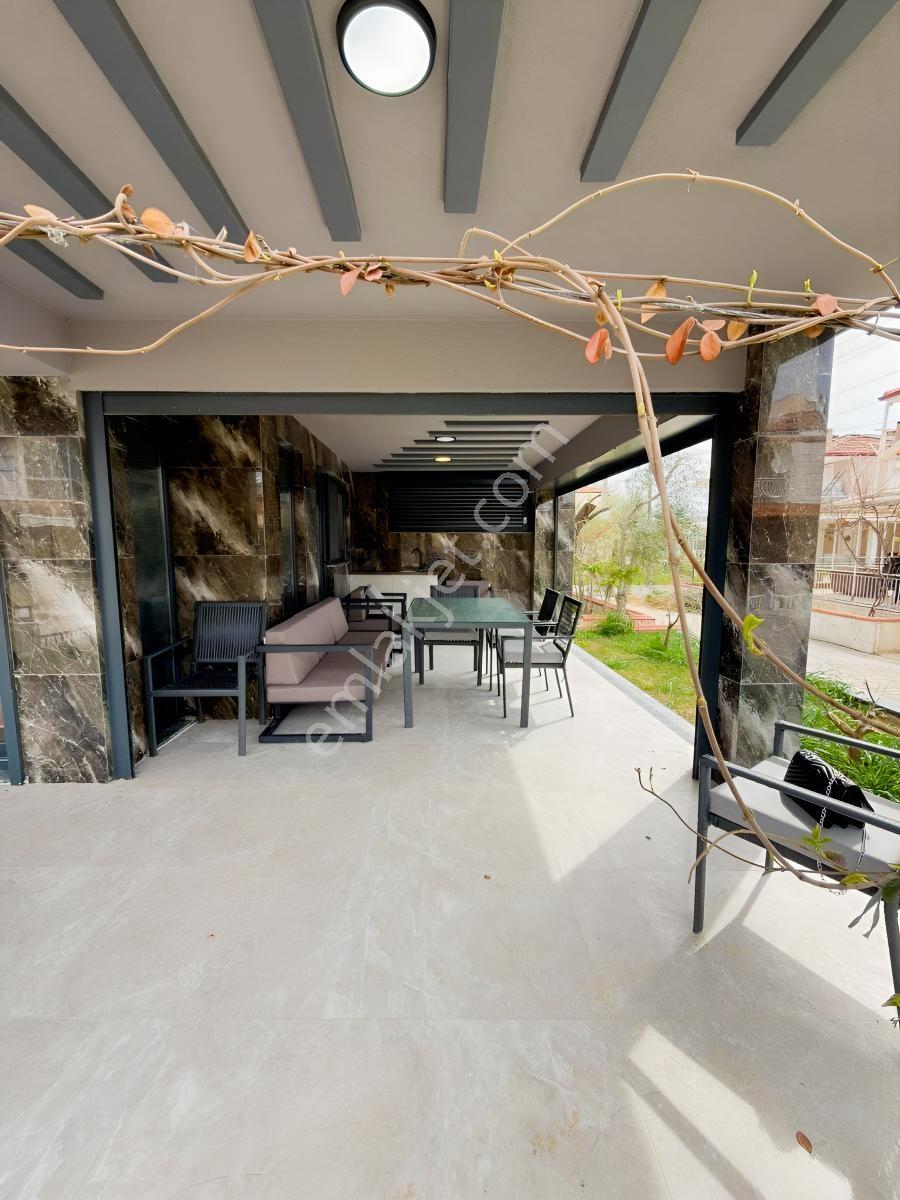 Denize Sıfır Sıtede Tamamen Yenilenmiş Mıhteşem Villa - Görsel 21