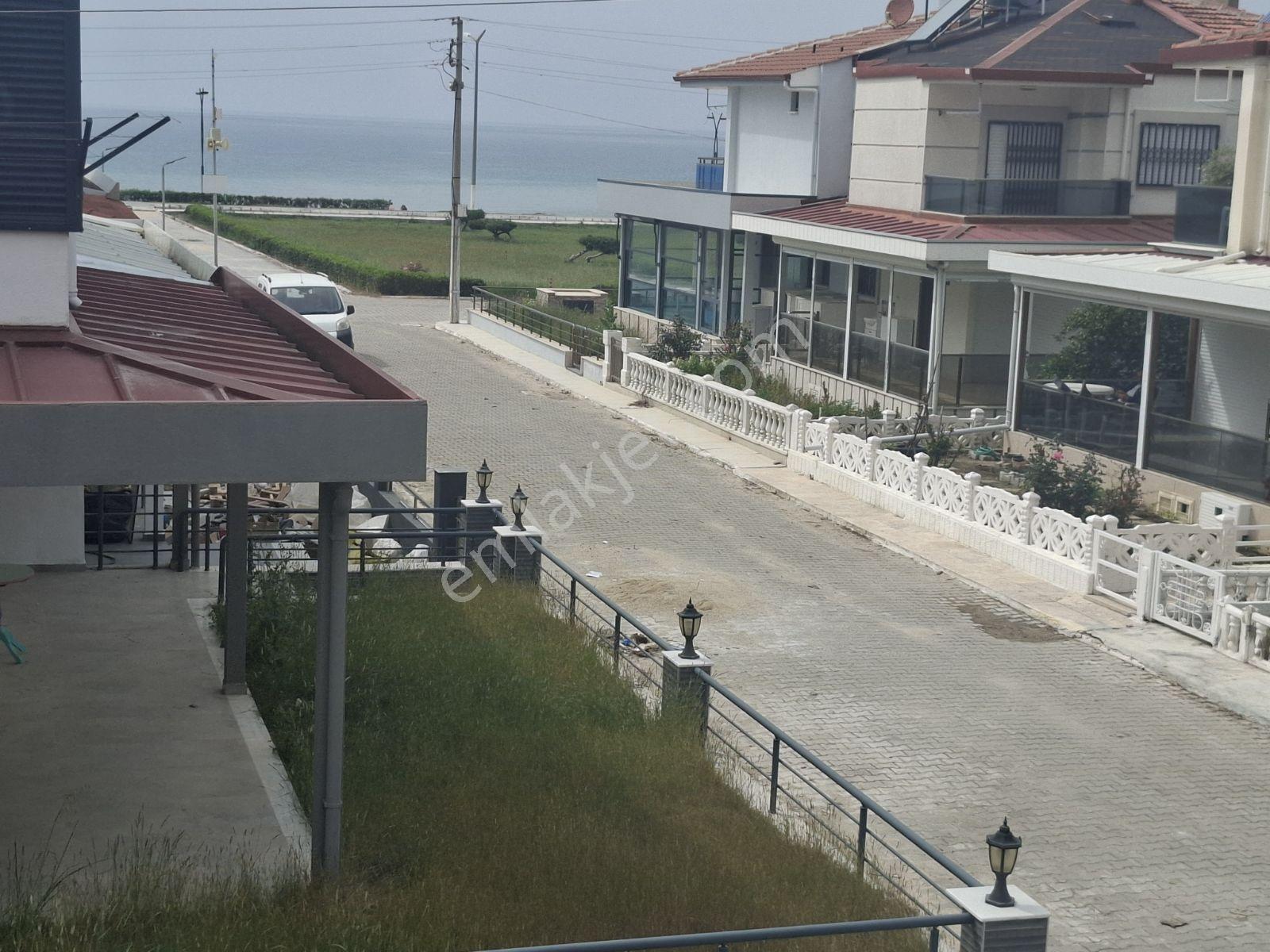 Denize Sıfır Sıtede Tamamen Yenilenmiş Mıhteşem Villa - Görsel 3