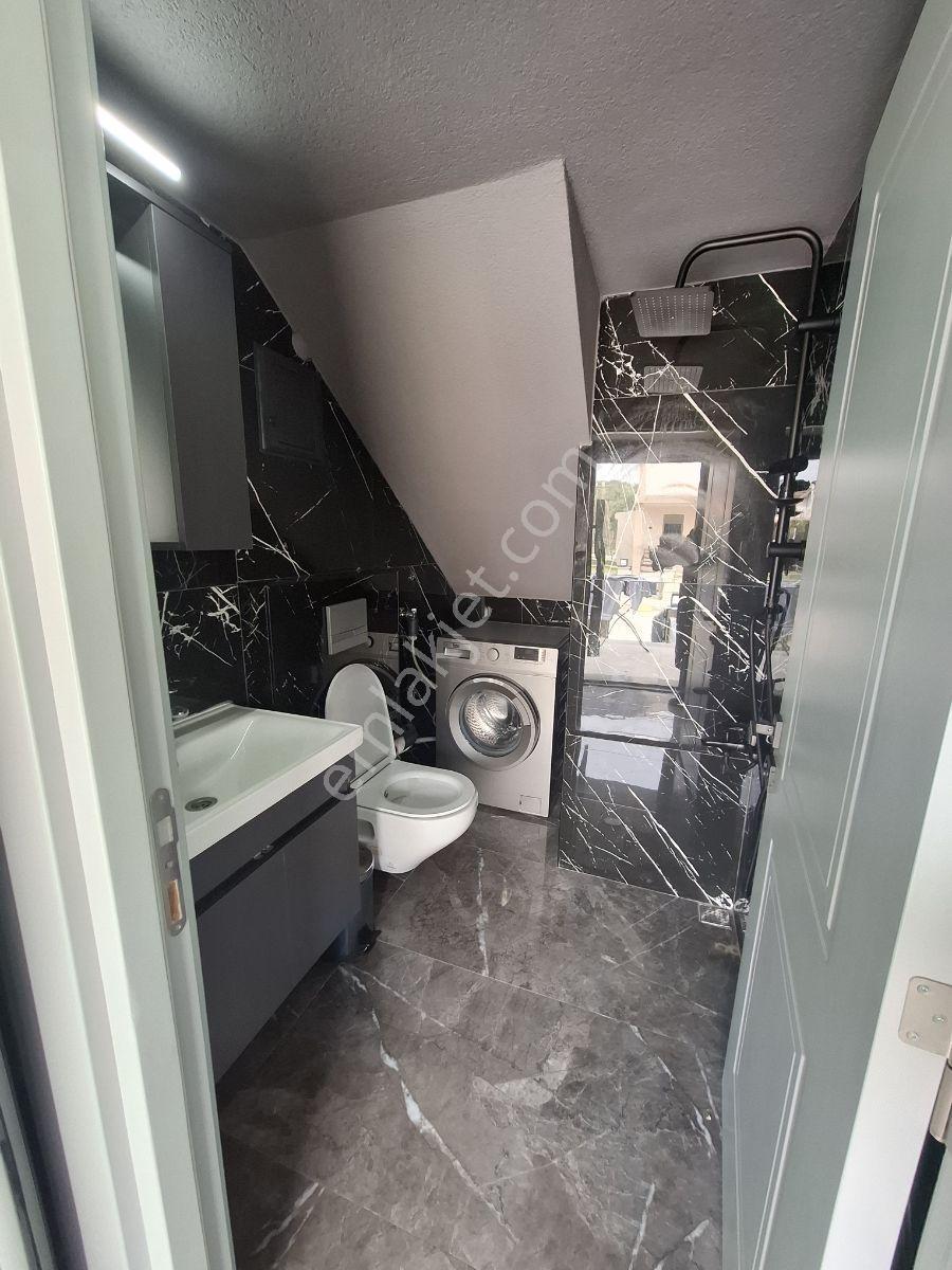 Denize Sıfır Sıtede Tamamen Yenilenmiş Mıhteşem Villa - Görsel 14