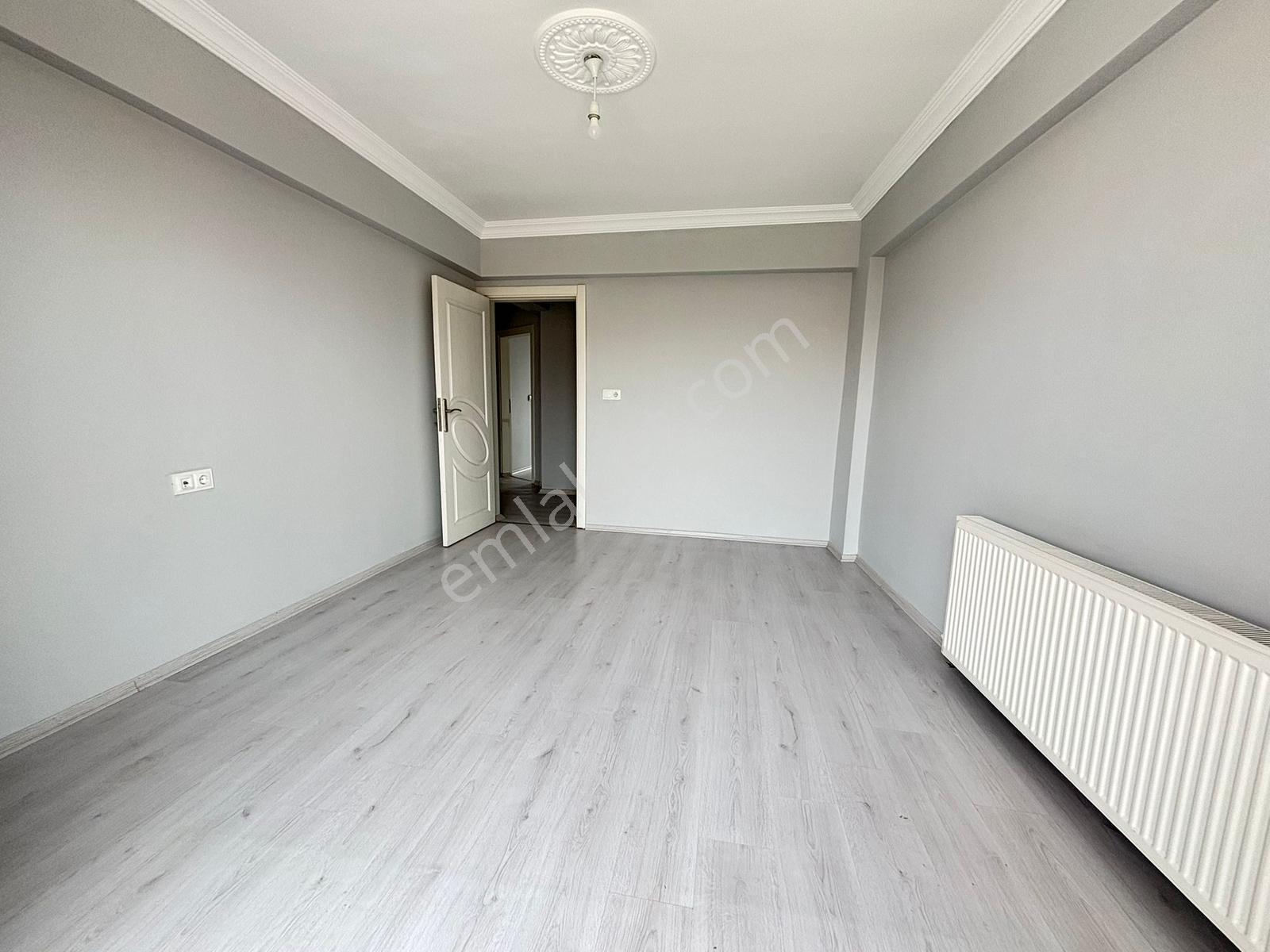 Yaman'dan Bolvadin Emrullah Mah. Kiralık 2+1 Daire - Görsel 4