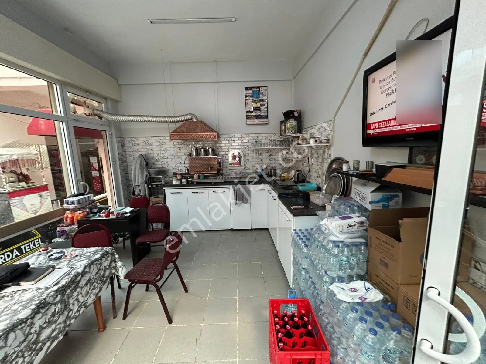 Bayatlı Pasaj İçerisinde Tapulu 3 Adet Dükkan İşletmeli Satılık - Görsel 4