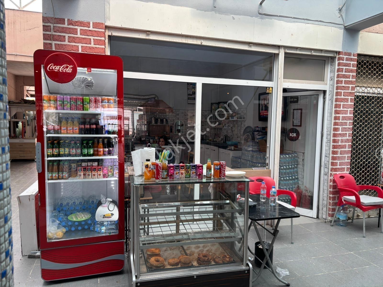 Bayatlı Pasaj İçerisinde Tapulu 3 Adet Dükkan İşletmeli Satılık - Görsel 11