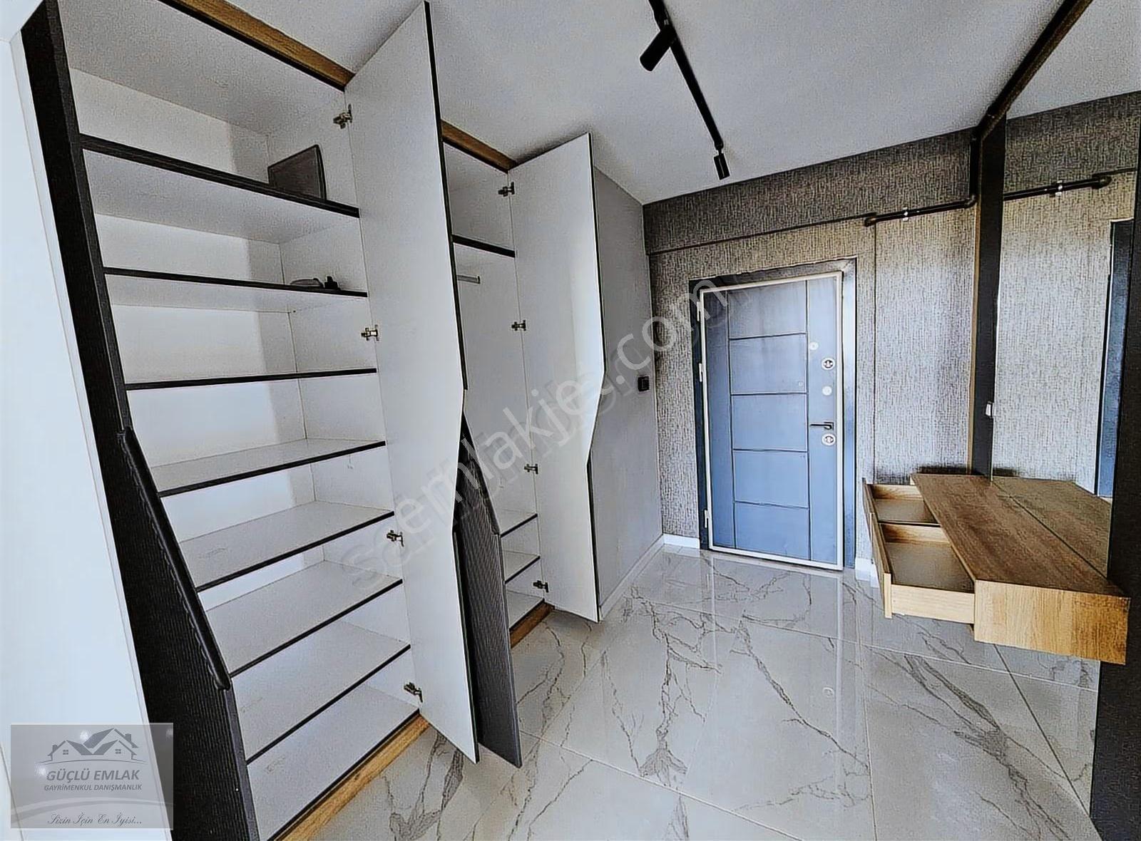 Şehrin En Güzel Yerinde Ve En Prestijli Sitesinde 4+1 Satılık - Görsel 34