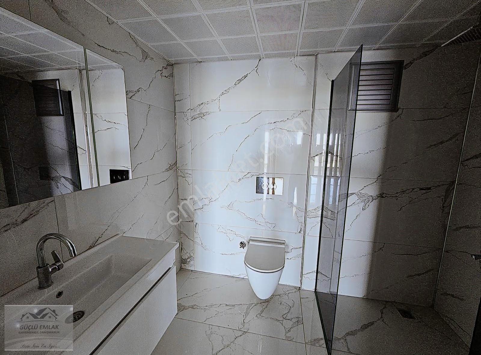 Şehrin En Güzel Yerinde Ve En Prestijli Sitesinde 4+1 Satılık - Görsel 19