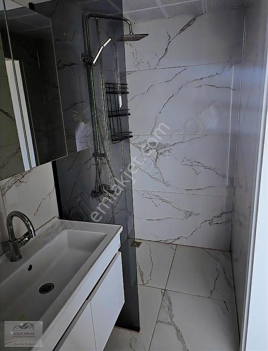 Şehrin En Güzel Yerinde Ve En Prestijli Sitesinde 4+1 Satılık - Görsel 18