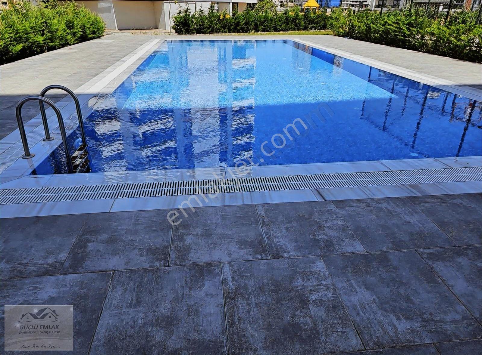 Şehrin En Güzel Yerinde Ve En Prestijli Sitesinde 4+1 Satılık - Görsel 21