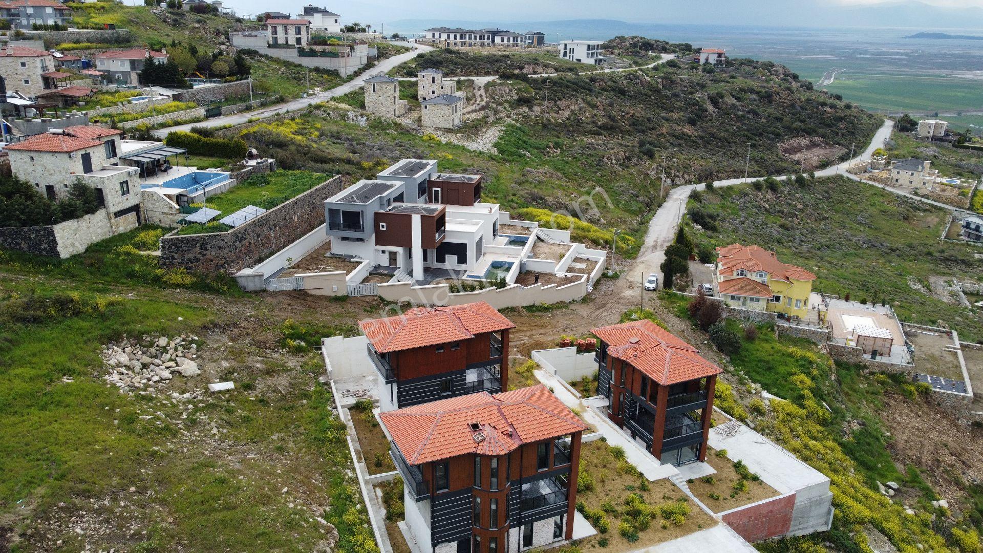 Doğa & Deniz Manzaralı | 5+1 Köşe Villa | Foçaköy’de Fırsat - Görsel 29