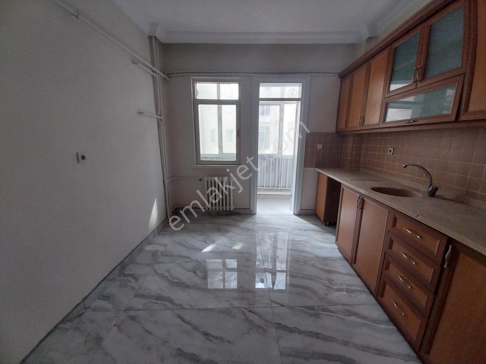 Akarbaşı Atatürk Cd. Yanı Çarşı Merkez Satılık 2+1 Daire - Görsel 34
