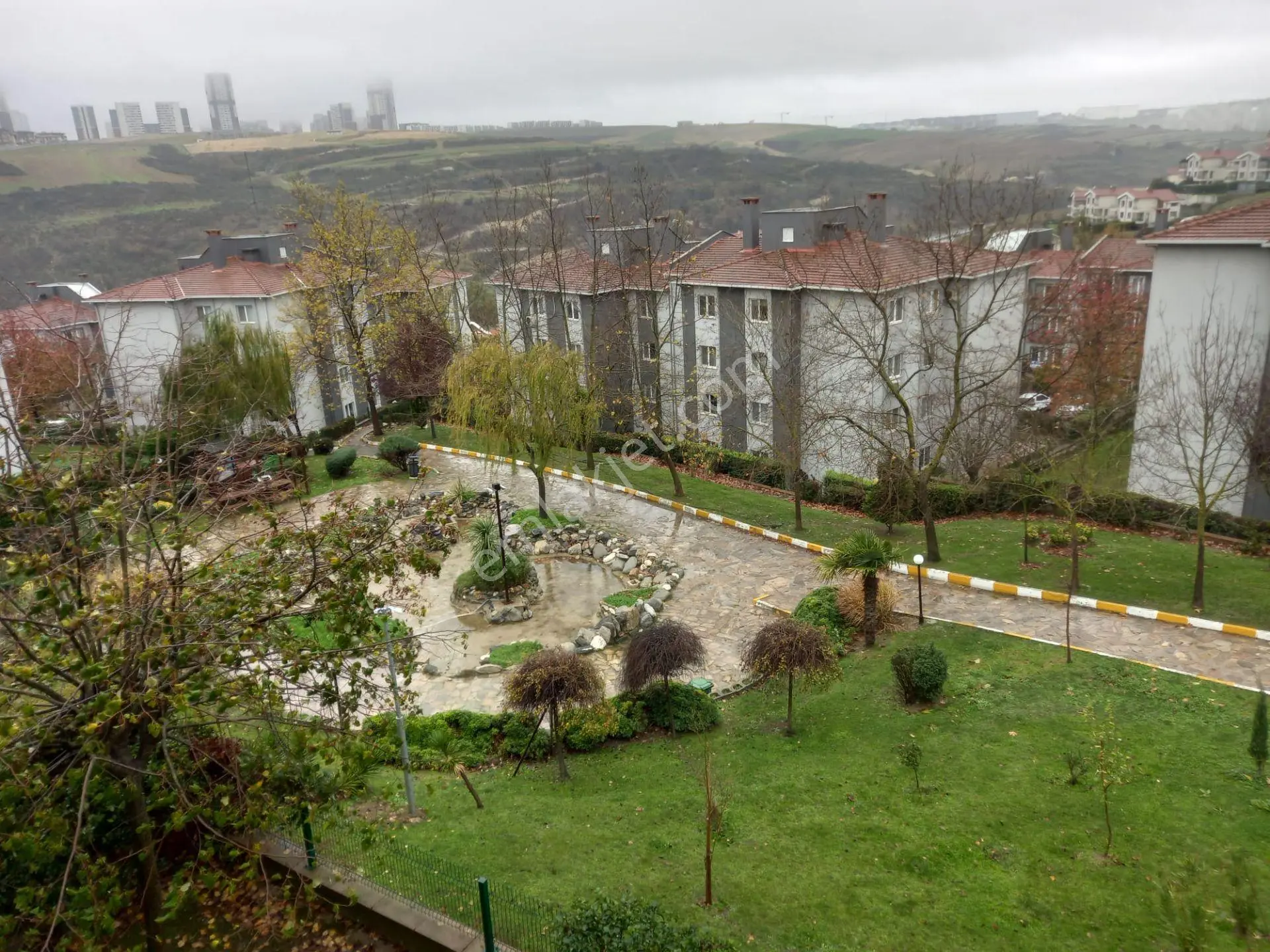 Bahçeşehir Armina Da Tadilatlı Satılık 3+1 Daire - Görsel 3