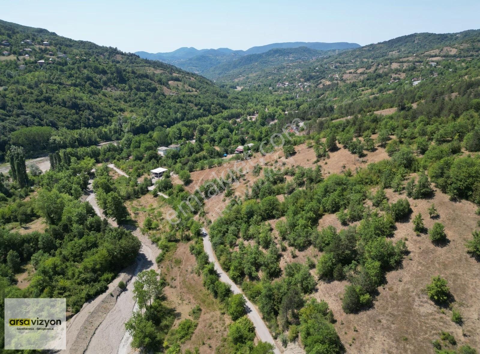 Bartın Zafer Köyünde 592 M2 İmarlı Arsa