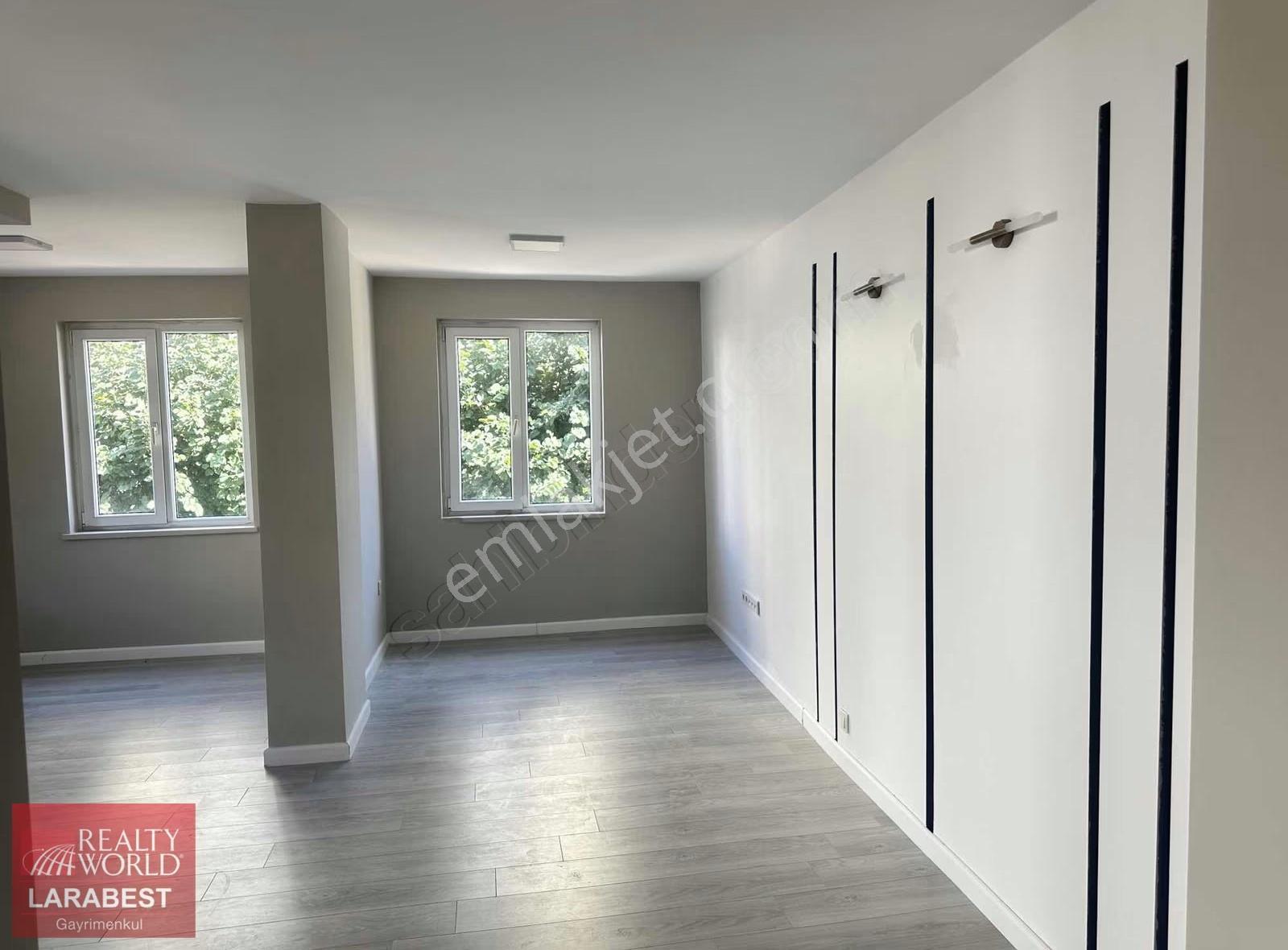 Eski Lara Caddesinde Masrafsız Tadilatlı 150 Metre² Kiralık Ofis - Görsel 12