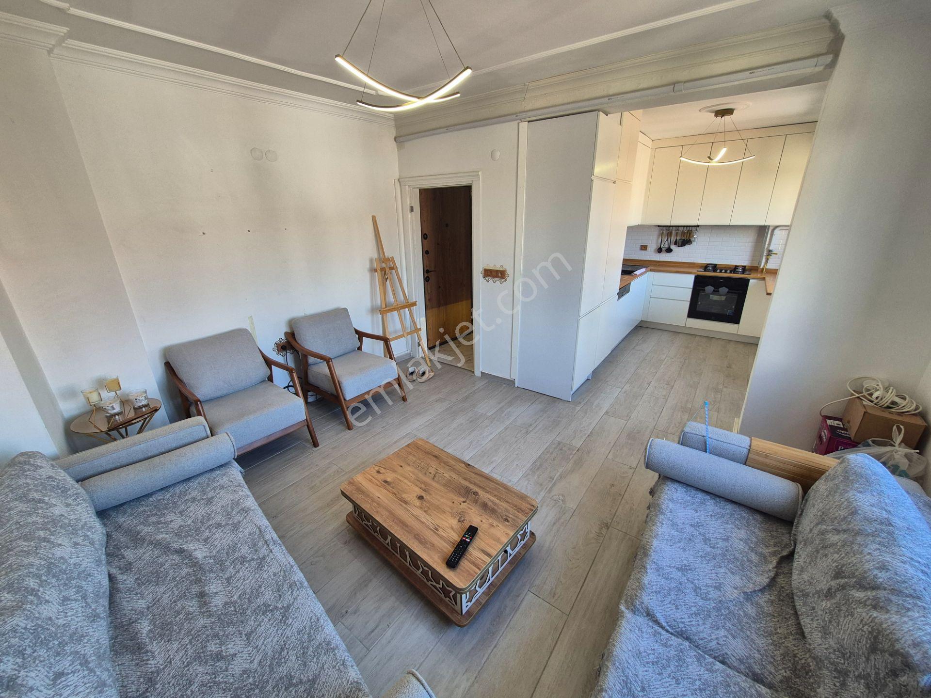 Kış Bahçeli 135 M2 2+1 Kullanışlı Daire - Görsel 16