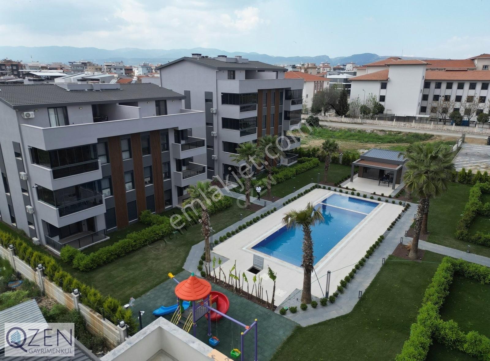 Q'zen Den Havuzlu Site İçerinde 35 M2 Bahçeli 135 M2 3+1 - Görsel 5