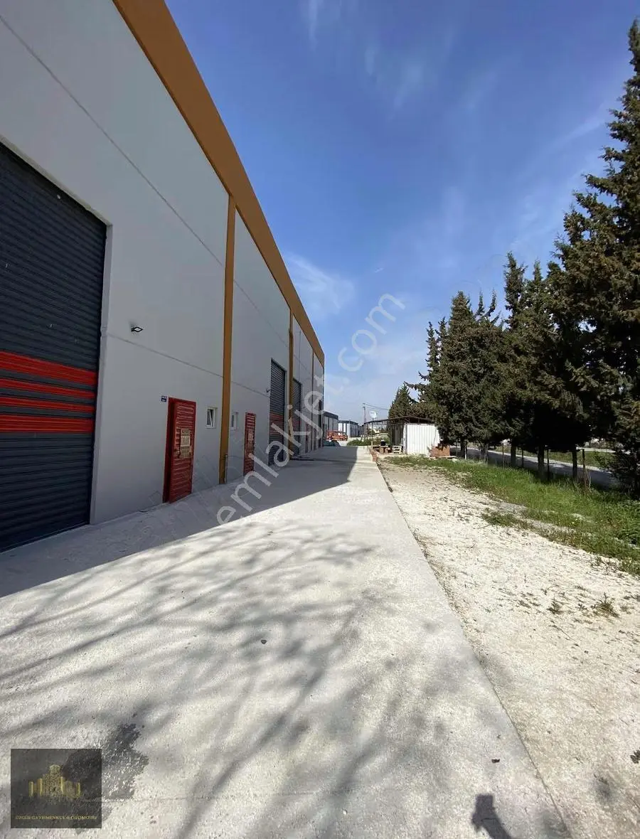 Manisa Akhisar Efem Gayrimenkulden Hürriyette Kiralık Dükkan!!! - Görsel 2