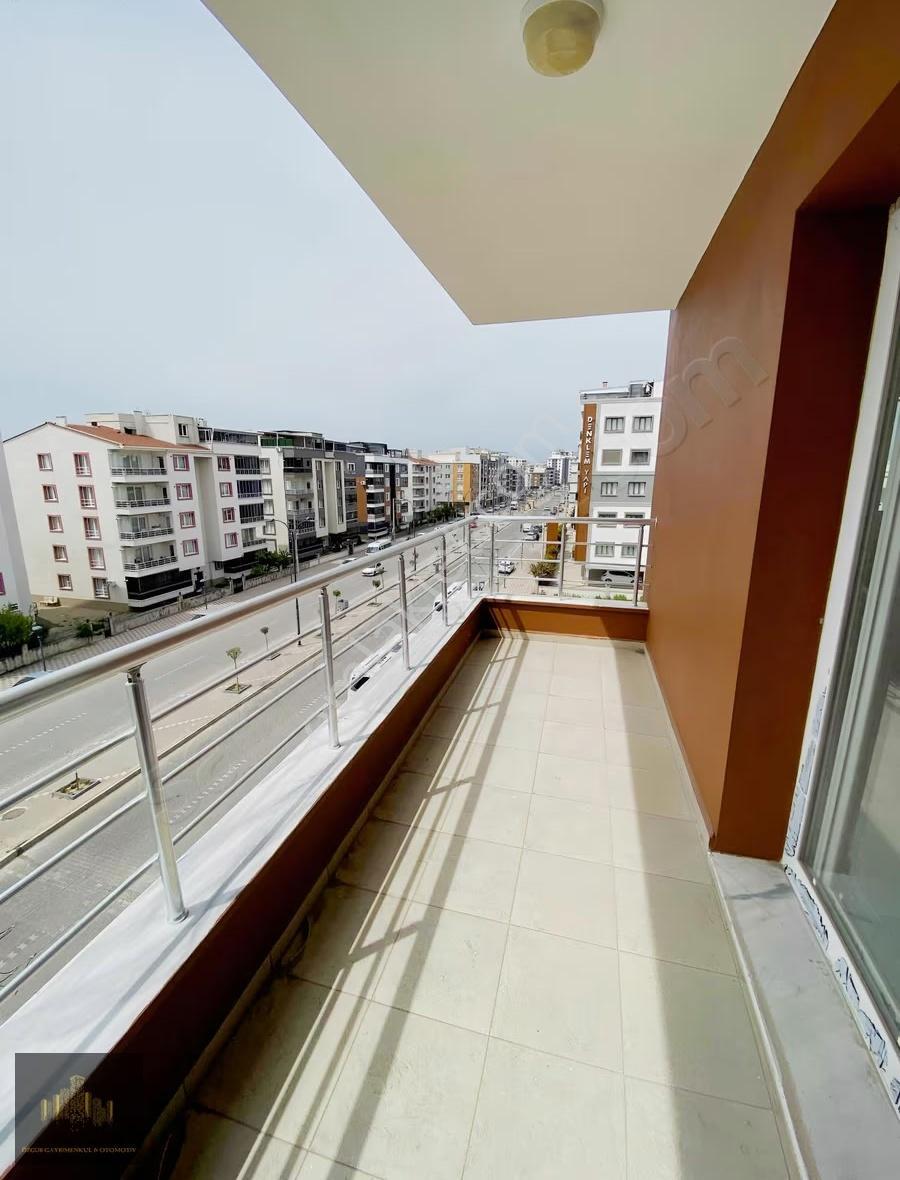 Manisa Akhisarda Efemden Prestij Caddesinde Satılık 3+1 Daire!! - Görsel 4
