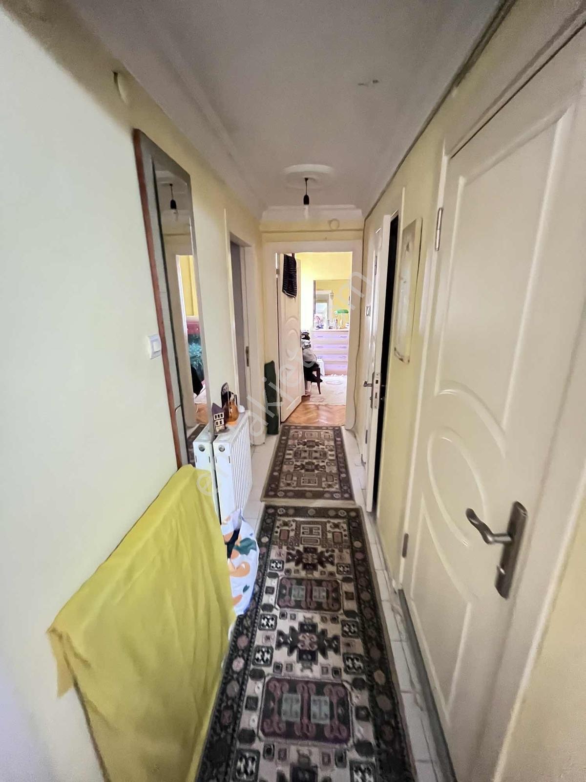 Maltepe Zümrütevlerde Öz İş Sitesi Site İçerisinde 3+1 120 M2 - Görsel 2