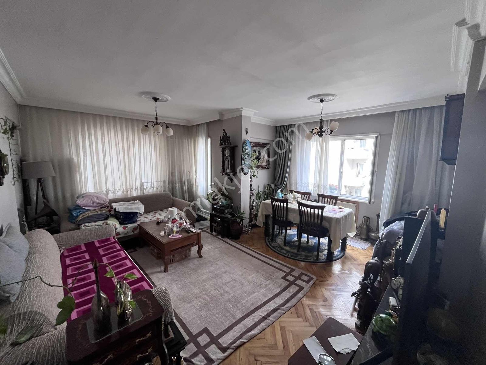 Maltepe Zümrütevlerde Öz İş Sitesi Site İçerisinde 3+1 120 M2 - Görsel 25