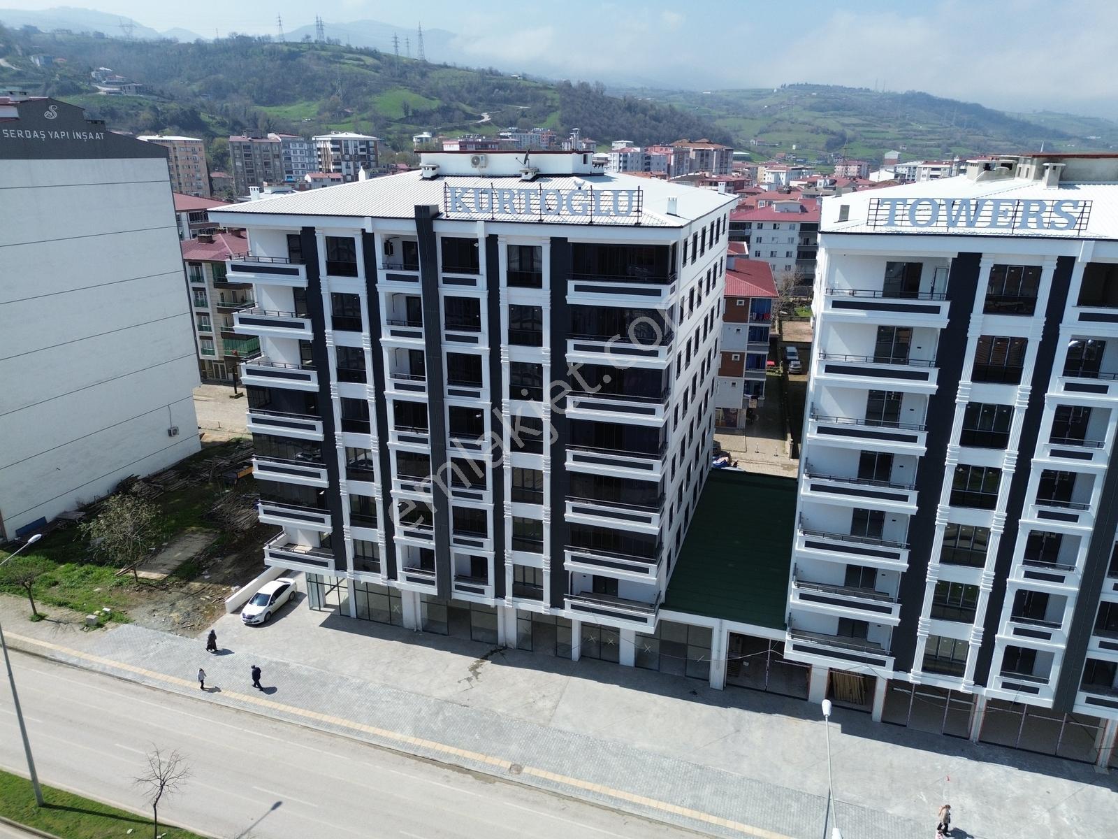 Yağmur Emlaktan Kiralık Üç Cepheli Harika Konumlu 163 M2 Dükkan - Görsel 4