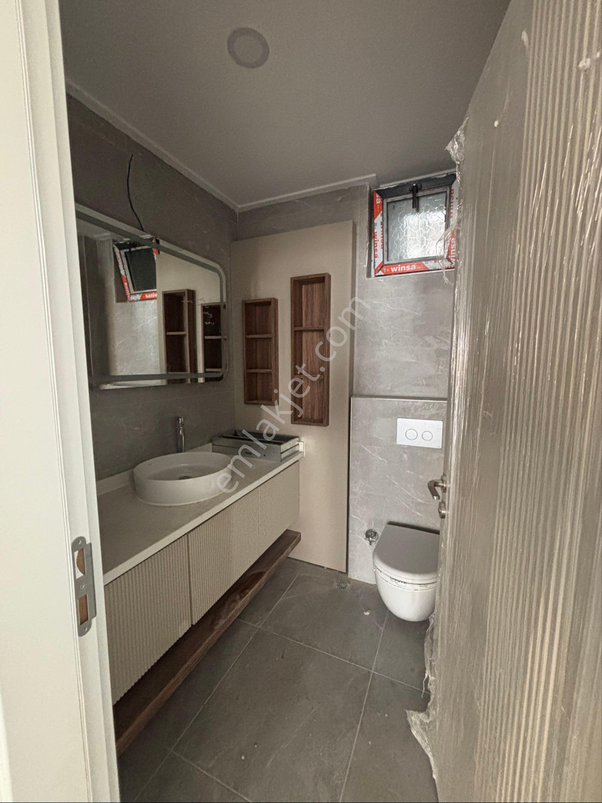 Ankara Bağlıca Satılık Geniş Bahçeli Asansörlü Sıfır Lüks Villa - Görsel 9