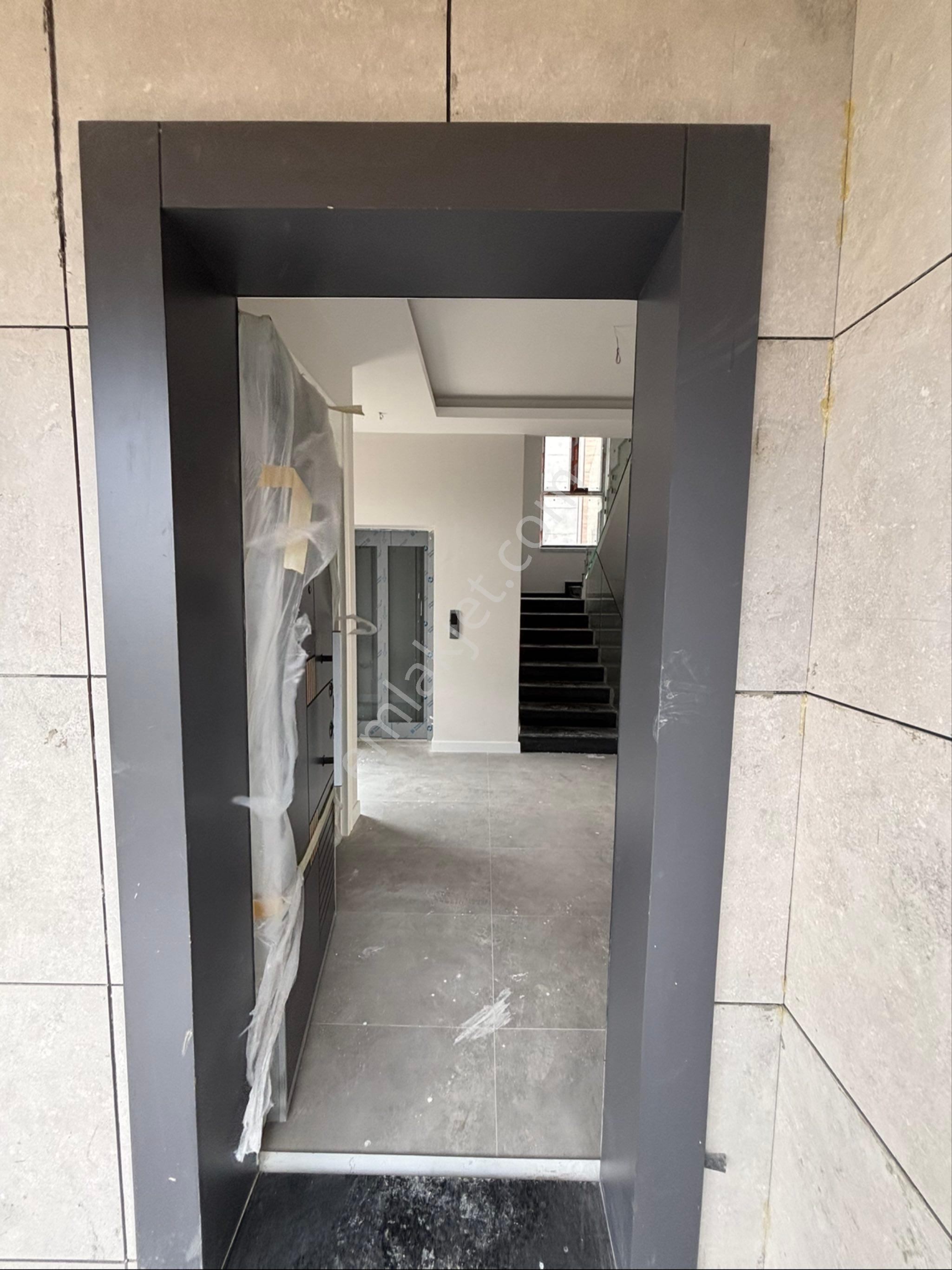 Ankara Bağlıca Satılık Geniş Bahçeli Asansörlü Sıfır Lüks Villa - Görsel 7