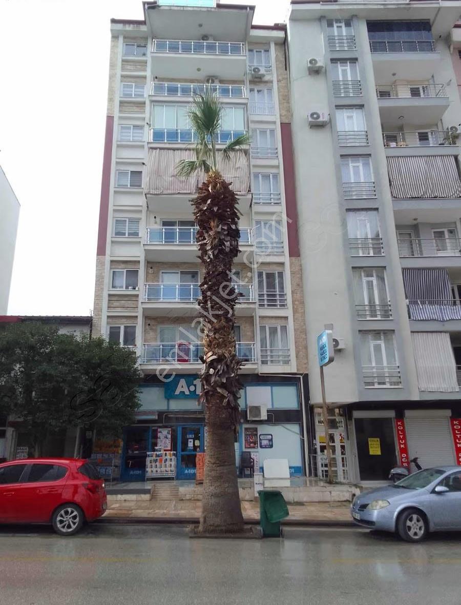 Pelitlibağ Cadde Üzerinde Satılık Kurumsal Kiracılı Dükkan - Görsel 12