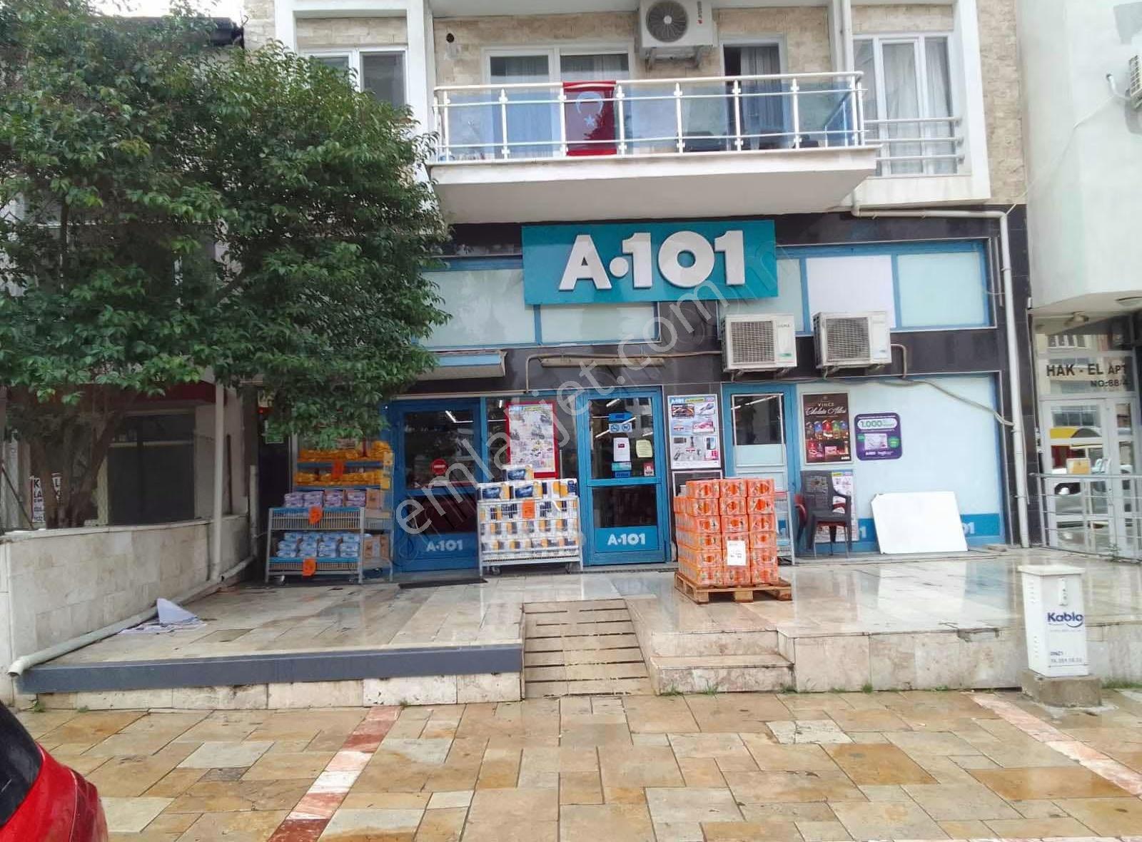 Pelitlibağ Cadde Üzerinde Satılık Kurumsal Kiracılı Dükkan