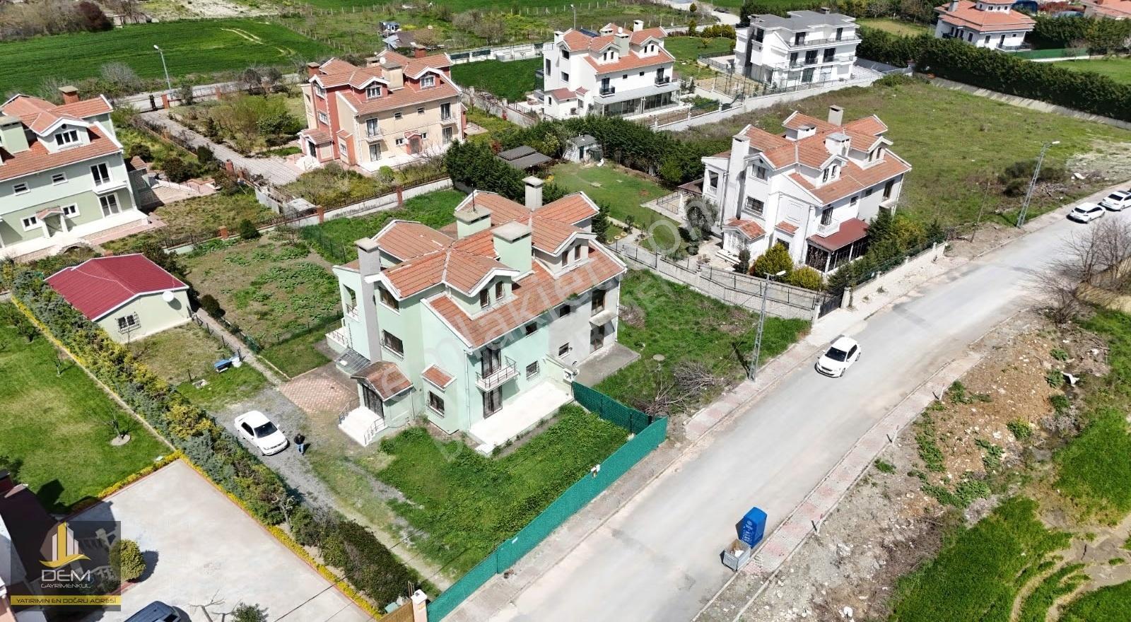Arnavutköy Haraççı Pegasus Bölgesinde Satılık Villa - Görsel 9