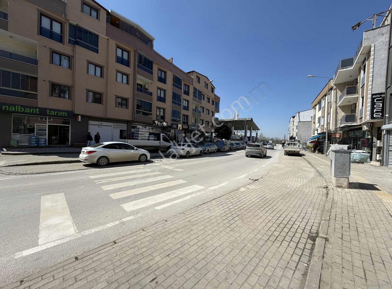 Elit Emlaktan Satlık Dükyan 170 M2 - Görsel 7
