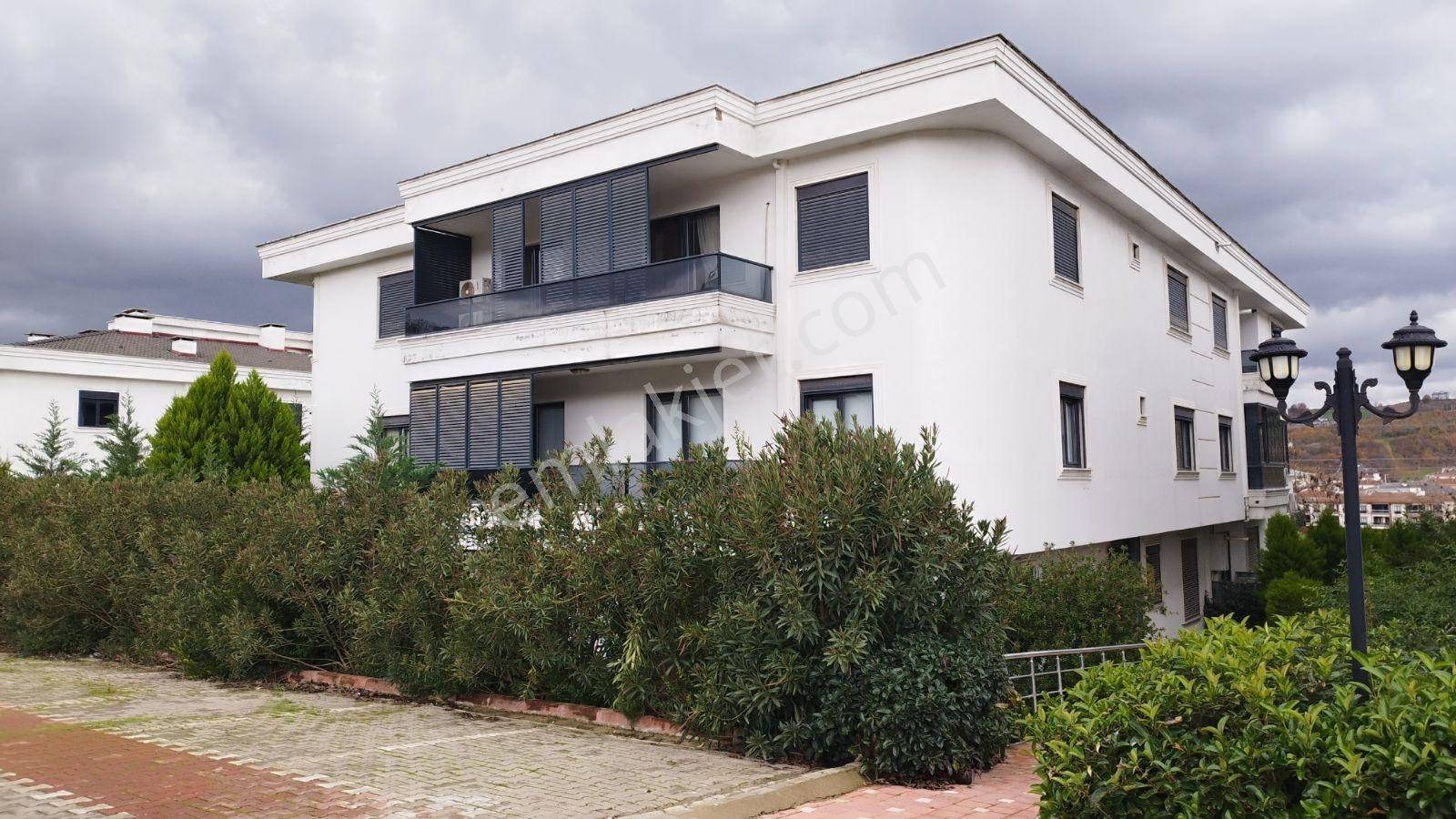 Yalova Prestij Konutlarında Havuzlu 3+1 Geniş Daire - Görsel 27