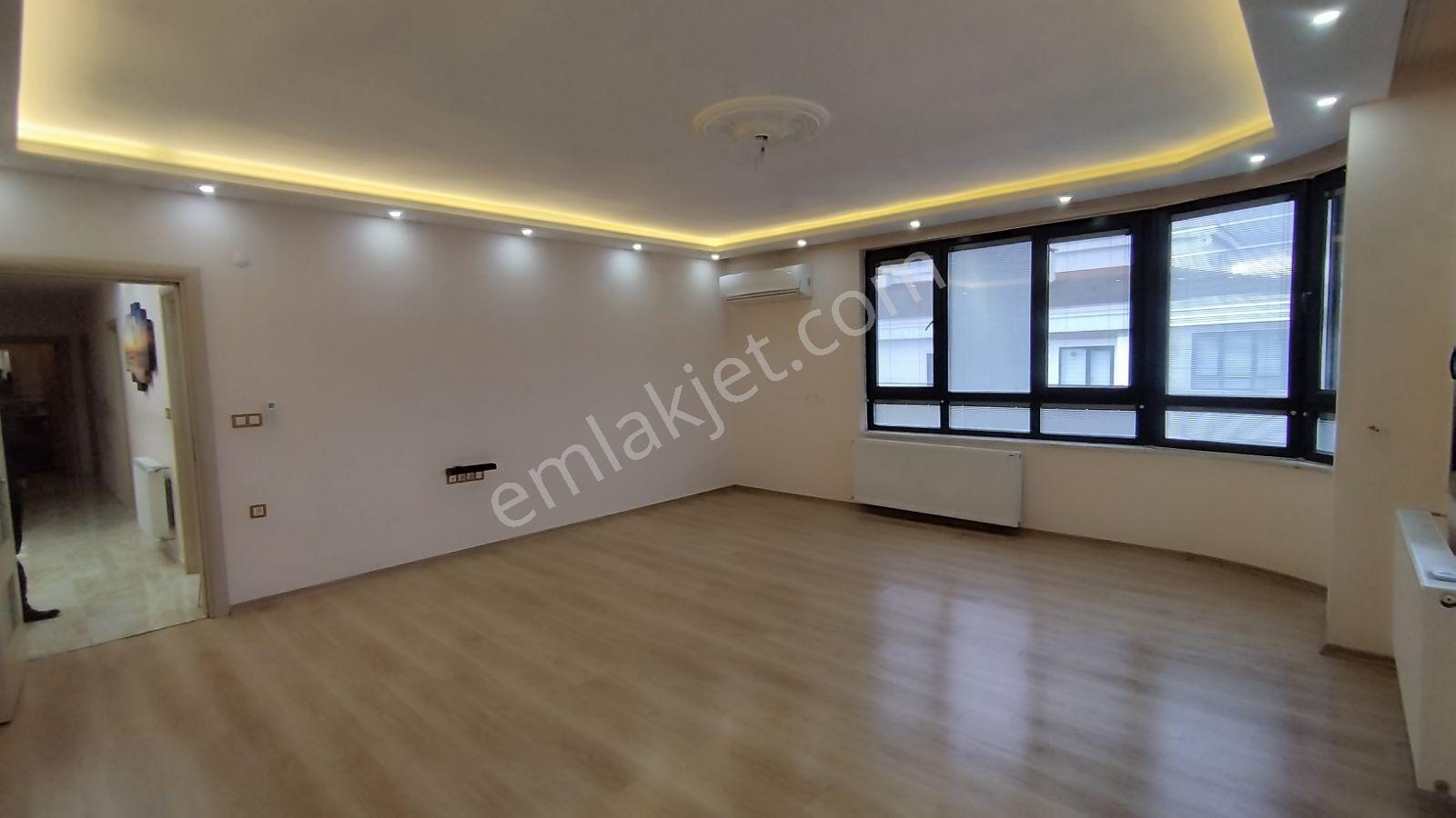 Yalova Prestij Konutlarında Havuzlu 3+1 Geniş Daire - Görsel 6
