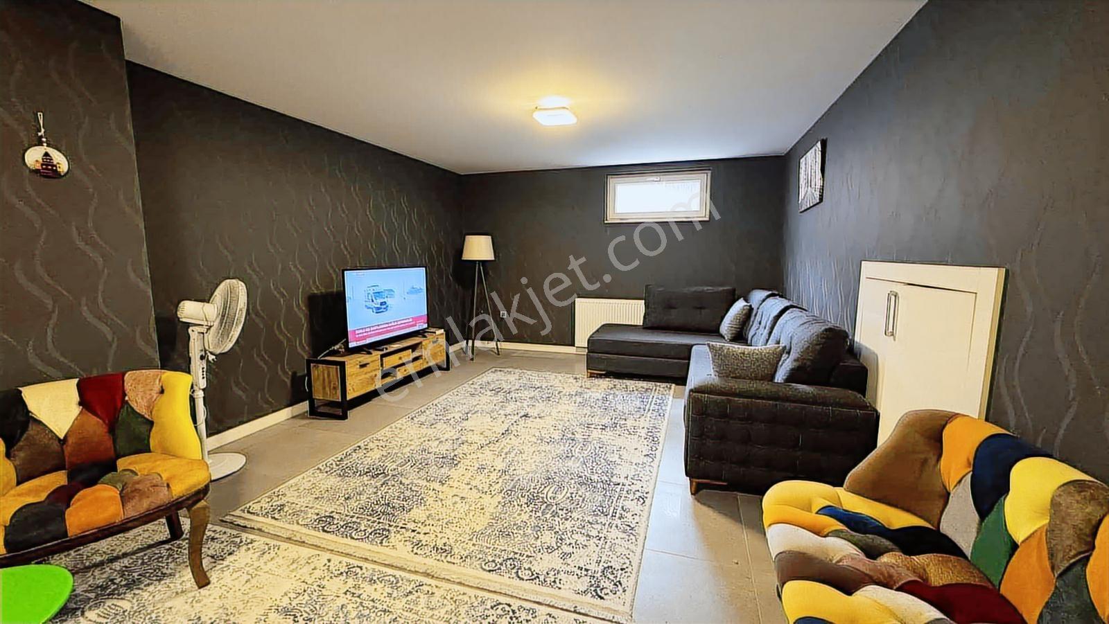 Yalova Merkez Kadıköy'de Satılık Lüks Eşyalı Villa - Görsel 27