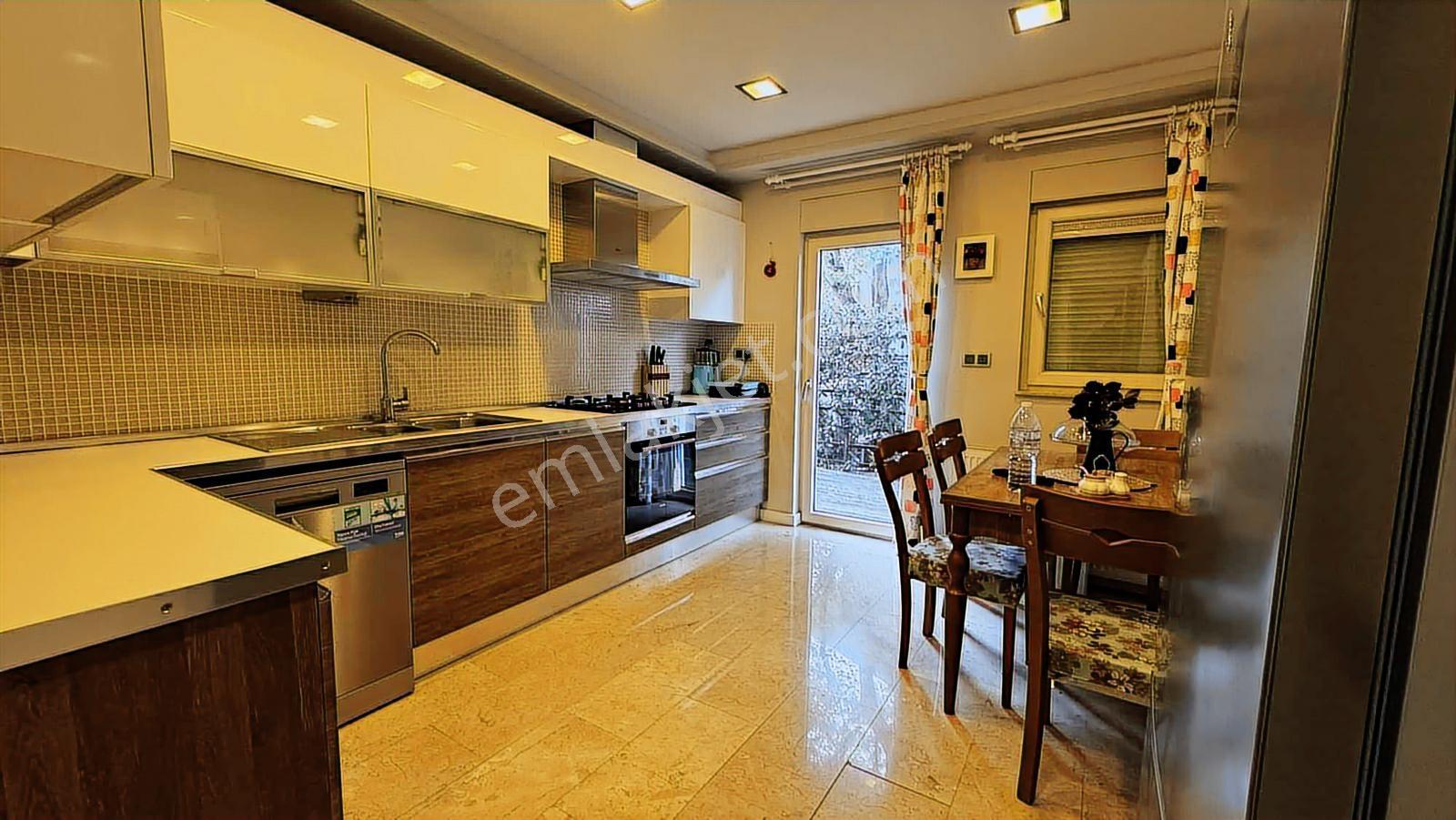 Yalova Merkez Kadıköy'de Satılık Lüks Eşyalı Villa - Görsel 34