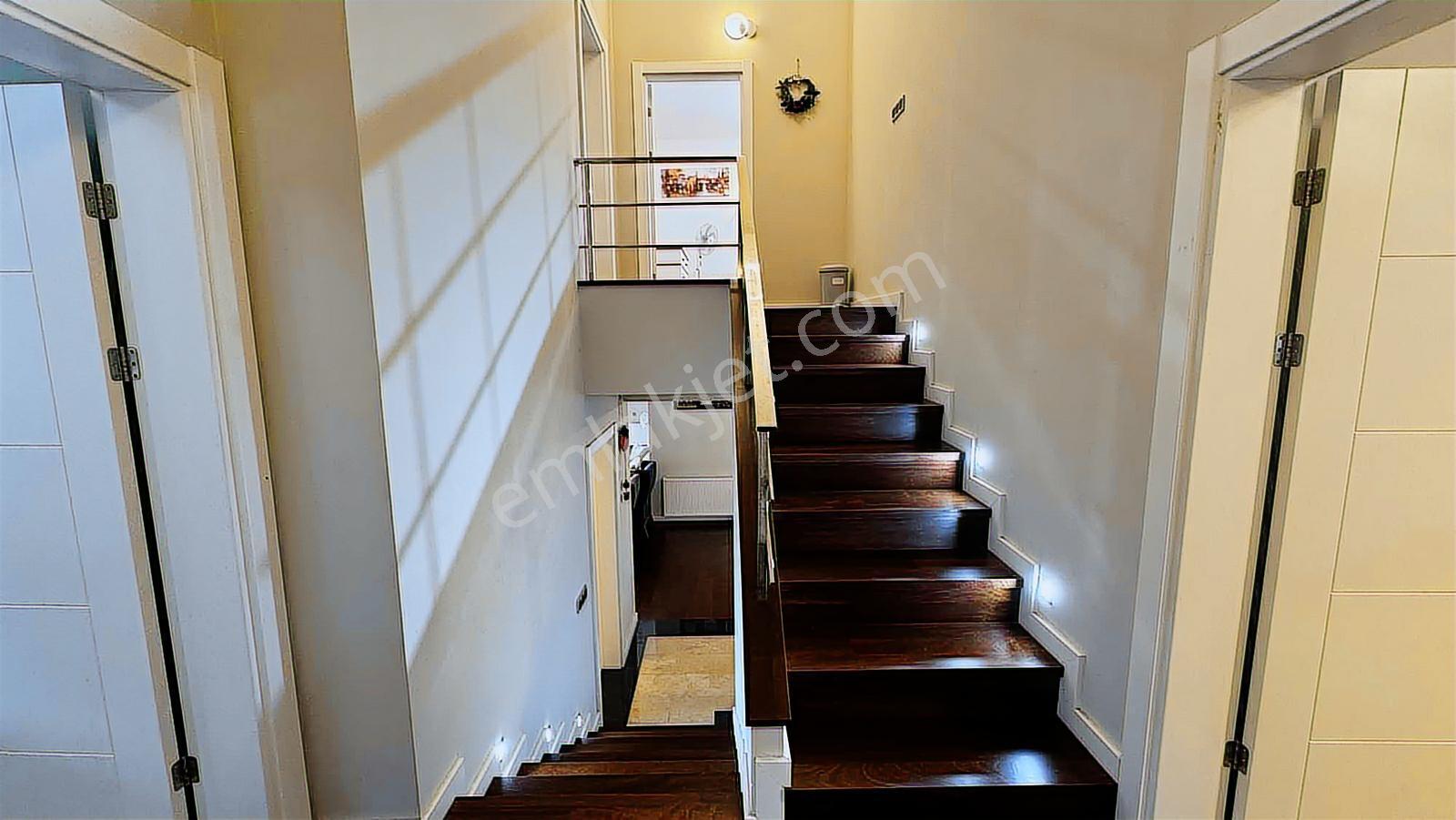 Yalova Merkez Kadıköy'de Satılık Lüks Eşyalı Villa - Görsel 8