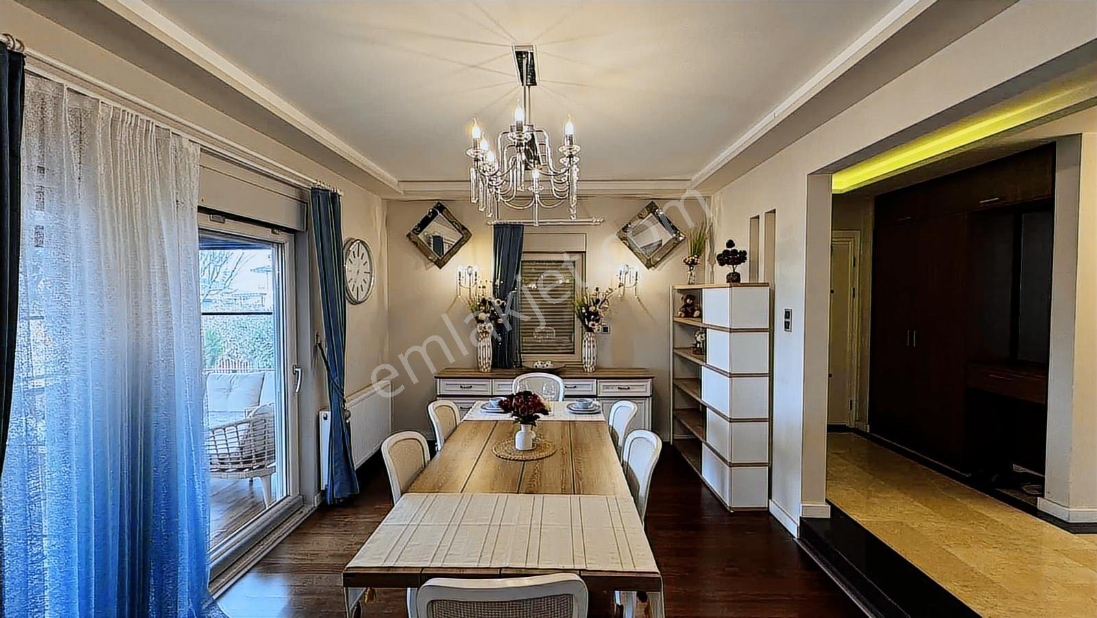 Yalova Merkez Kadıköy'de Satılık Lüks Eşyalı Villa - Görsel 13