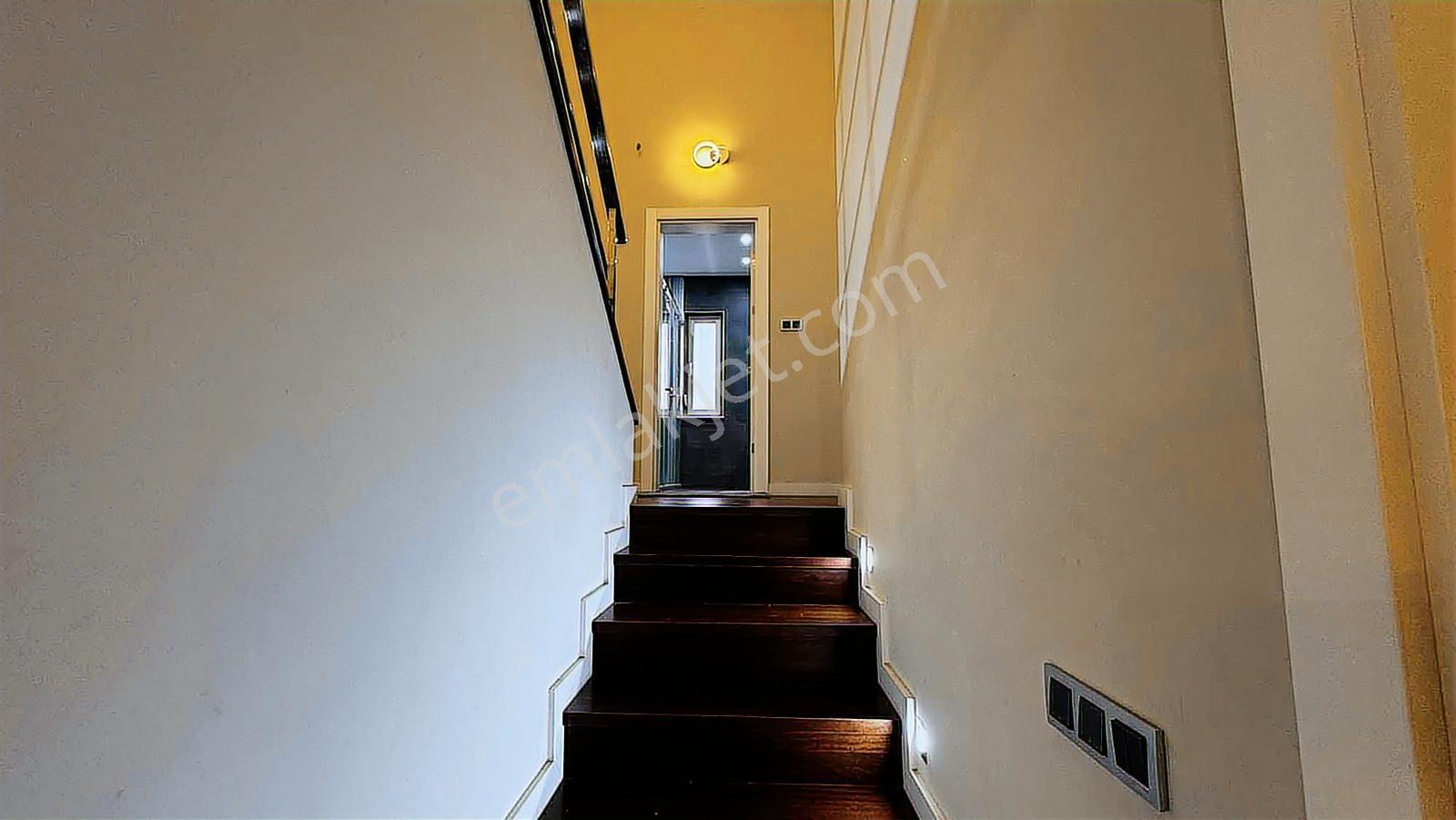 Yalova Merkez Kadıköy'de Satılık Lüks Eşyalı Villa - Görsel 10