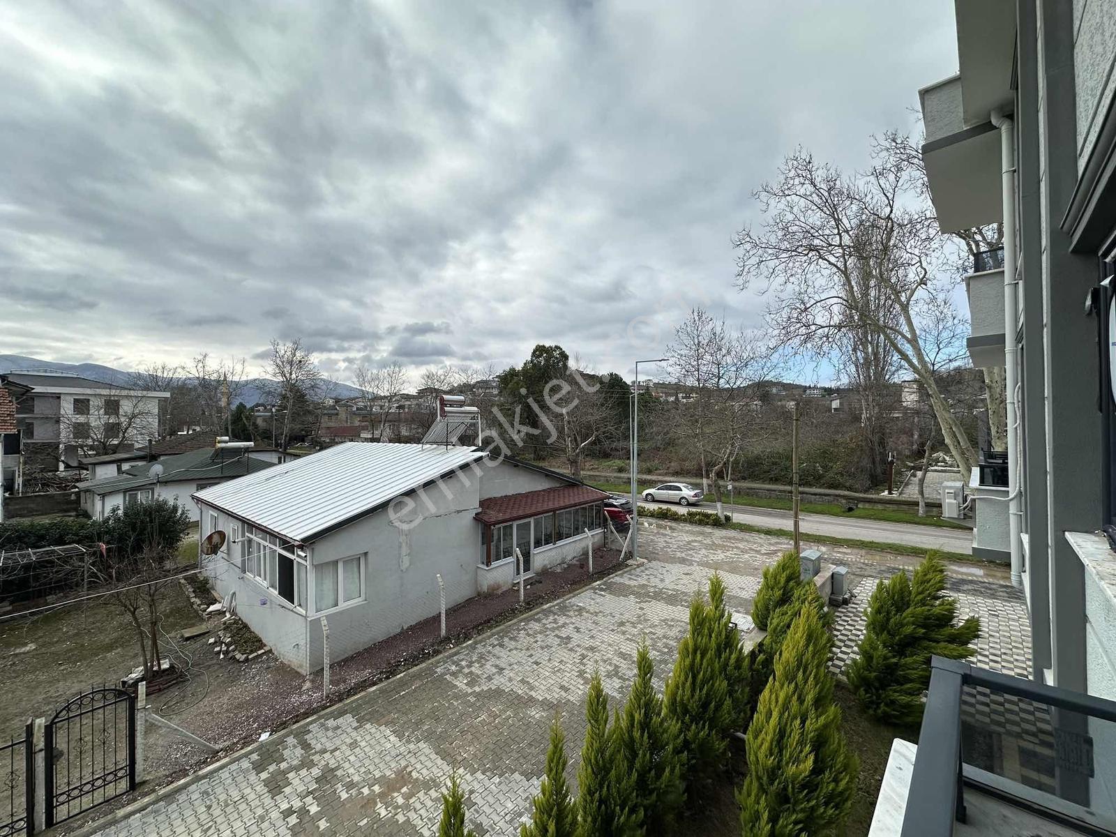 Yalova Kadıköy Termal Yolu Üzerinde Kiralık Sıfır Daire - Görsel 16