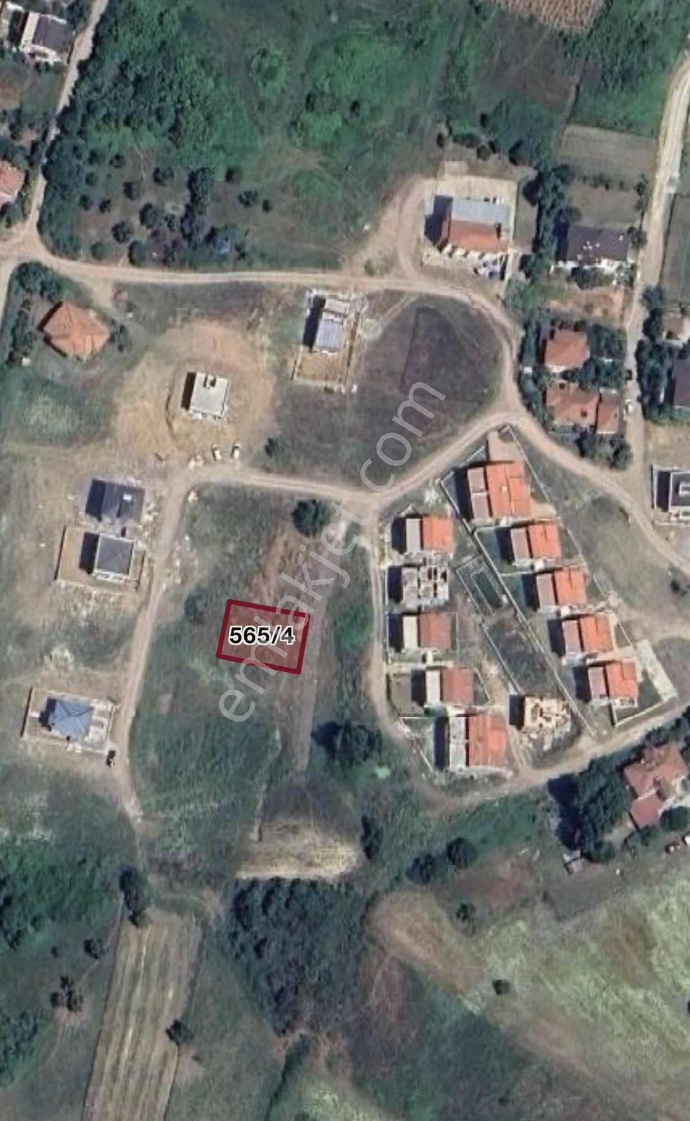 Yalova Termal Akköy Şahintepesi 361 M2 Satılık Arsa - Görsel 2
