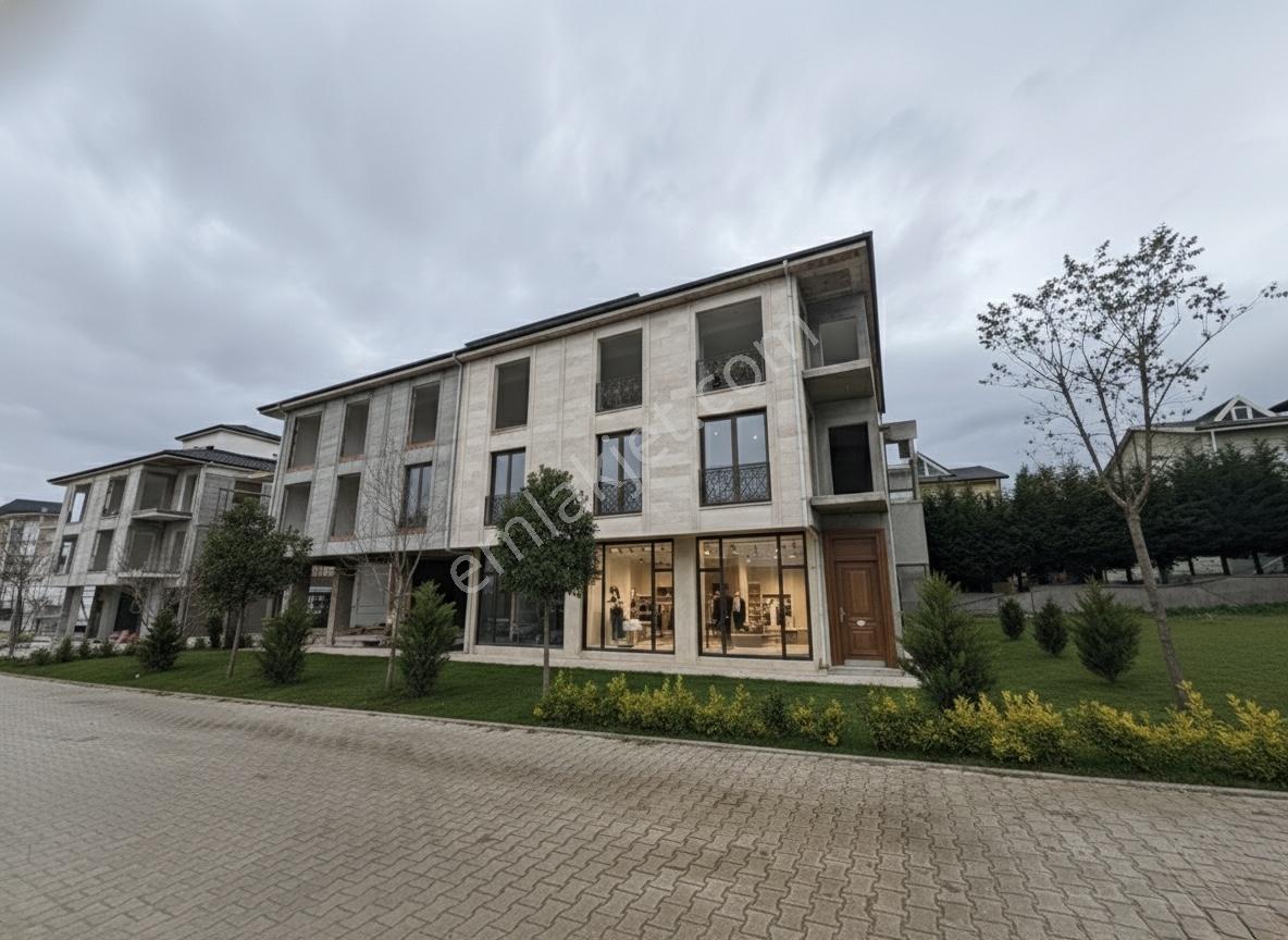 Yalova Kadıköy Okullar Bölgesinde Satılık Dükkan