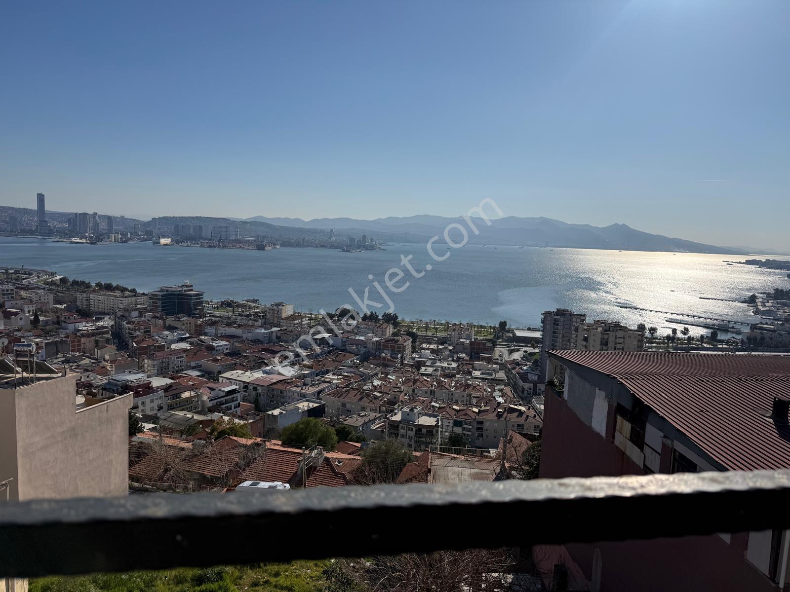 Bayraklı'da Deniz Manzaralı, Otoparklı 5+1 Dubleks Kiralık Daire - Görsel 24