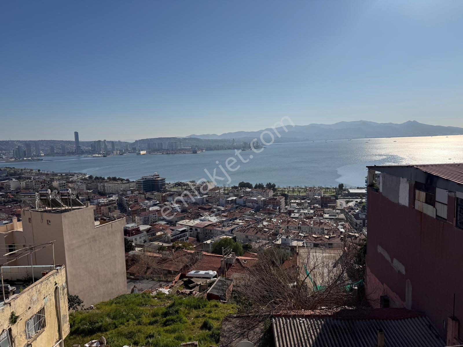 Bayraklı'da Deniz Manzaralı, Otoparklı 5+1 Dubleks Kiralık Daire - Görsel 21
