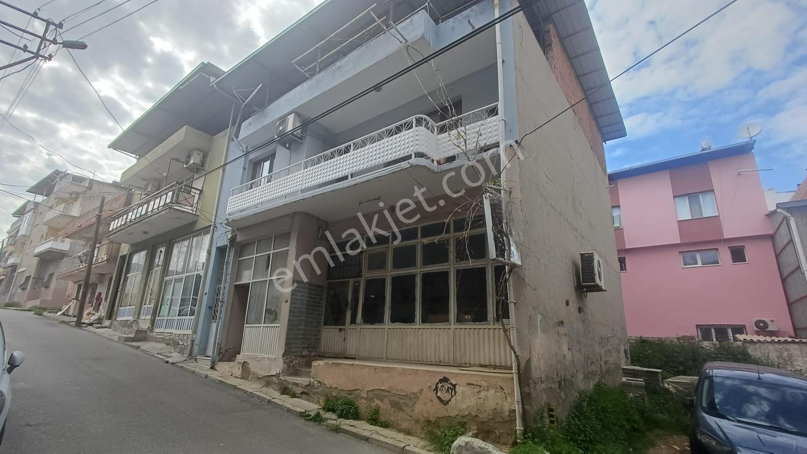 Gaziemir Aktepe'de Uygun Fiyatlı Kiralık Dükkan - Görsel 21