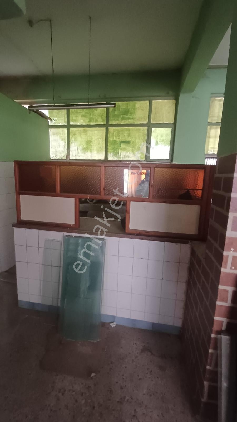 Gaziemir Aktepe'de Uygun Fiyatlı Kiralık Dükkan - Görsel 17
