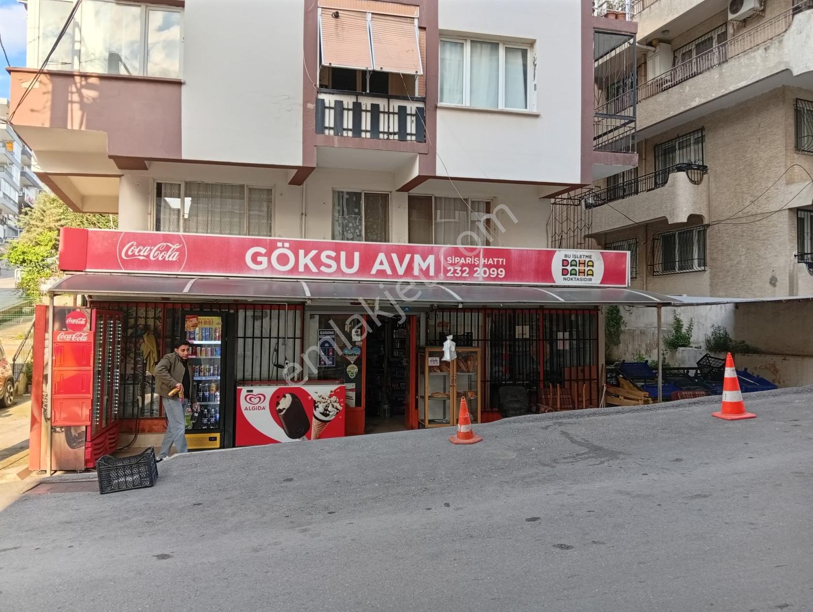 Hatay Muratreis'te Köşe Konumda İşleyen Devren Kiralık Market